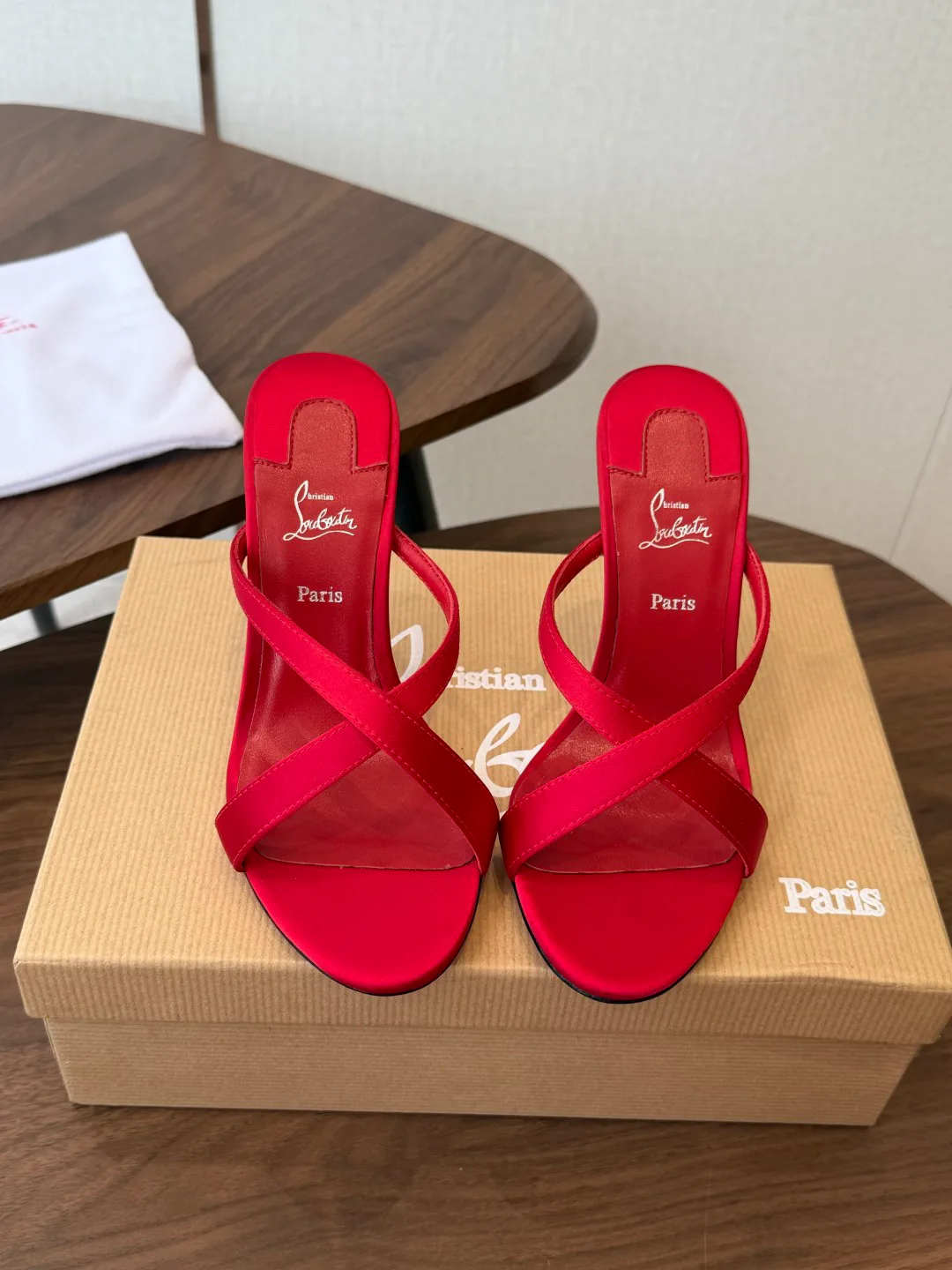 Women's Open-Toe Sandals CHRISTIAN LOUBOUTIN 18183100