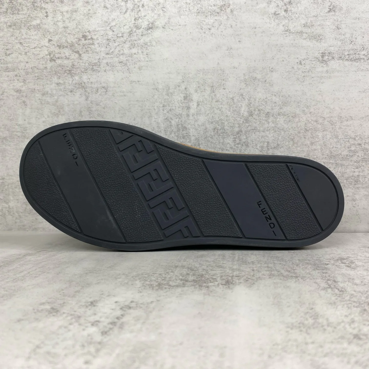 Men's Sneakers FENDI 17829621
