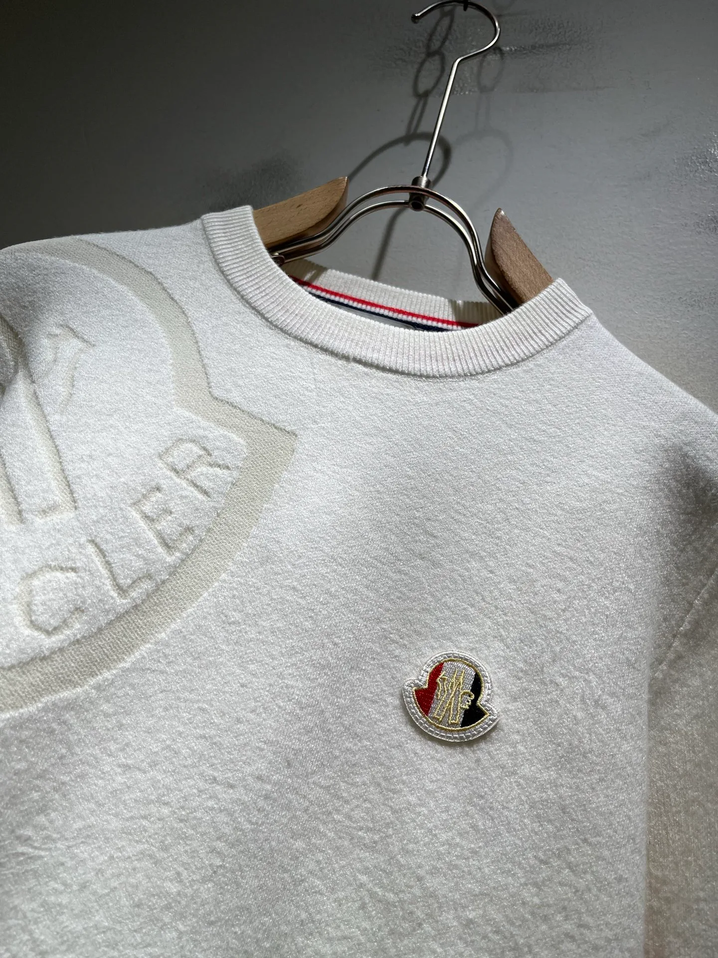 Men's Jumpers And Sweaters MONCLER 18243856