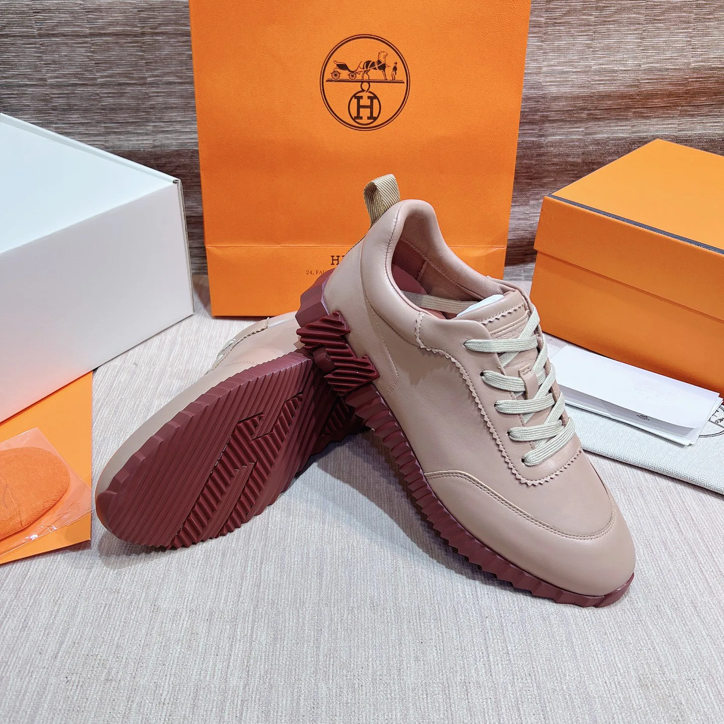 Women's Sneakers HERMES 17749547
