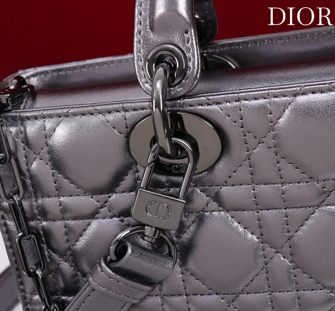 Women's Classic Handbags CHRISTIAN DIOR 18393007