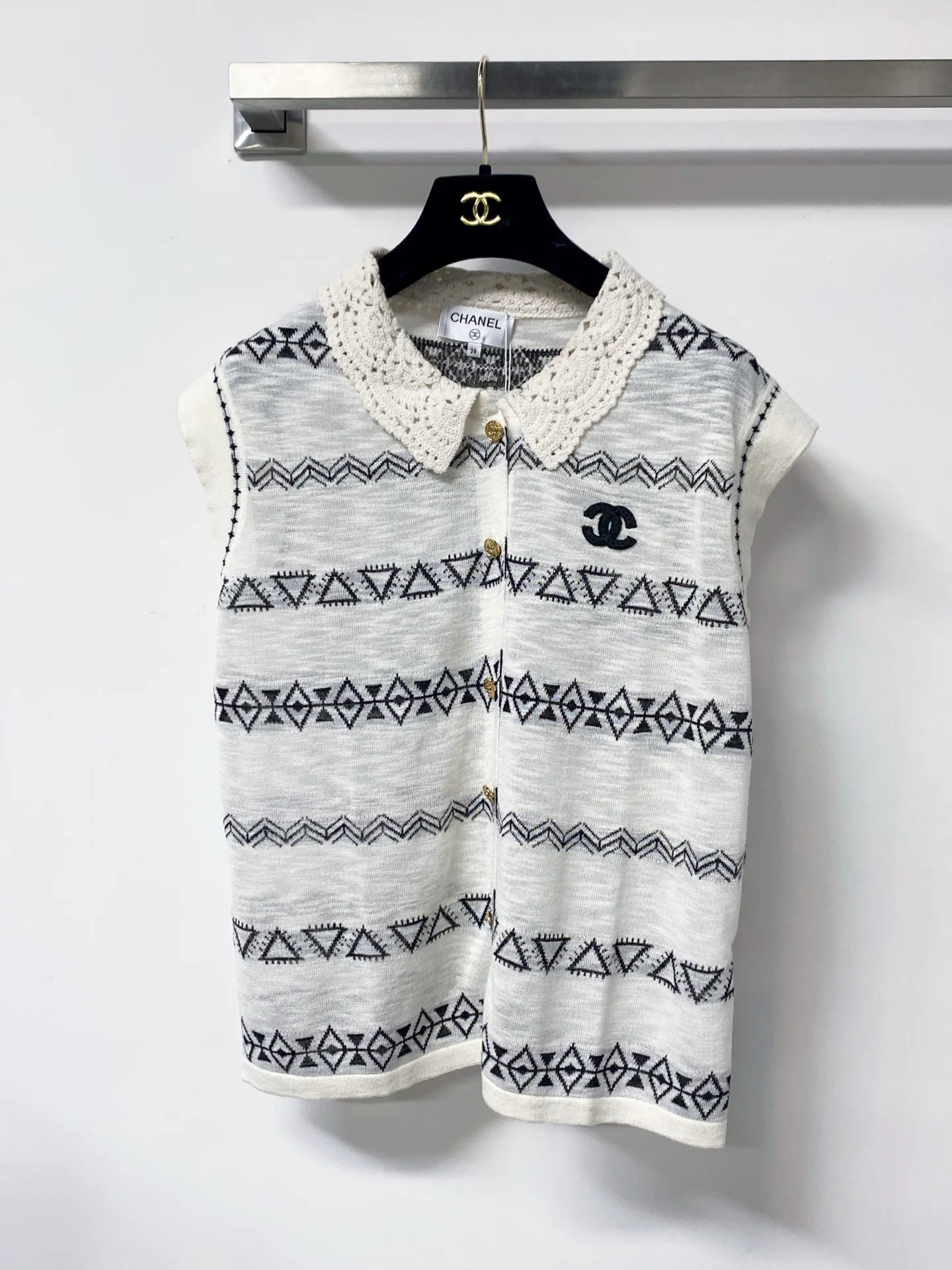 Women's Vests CHANEL 16930831