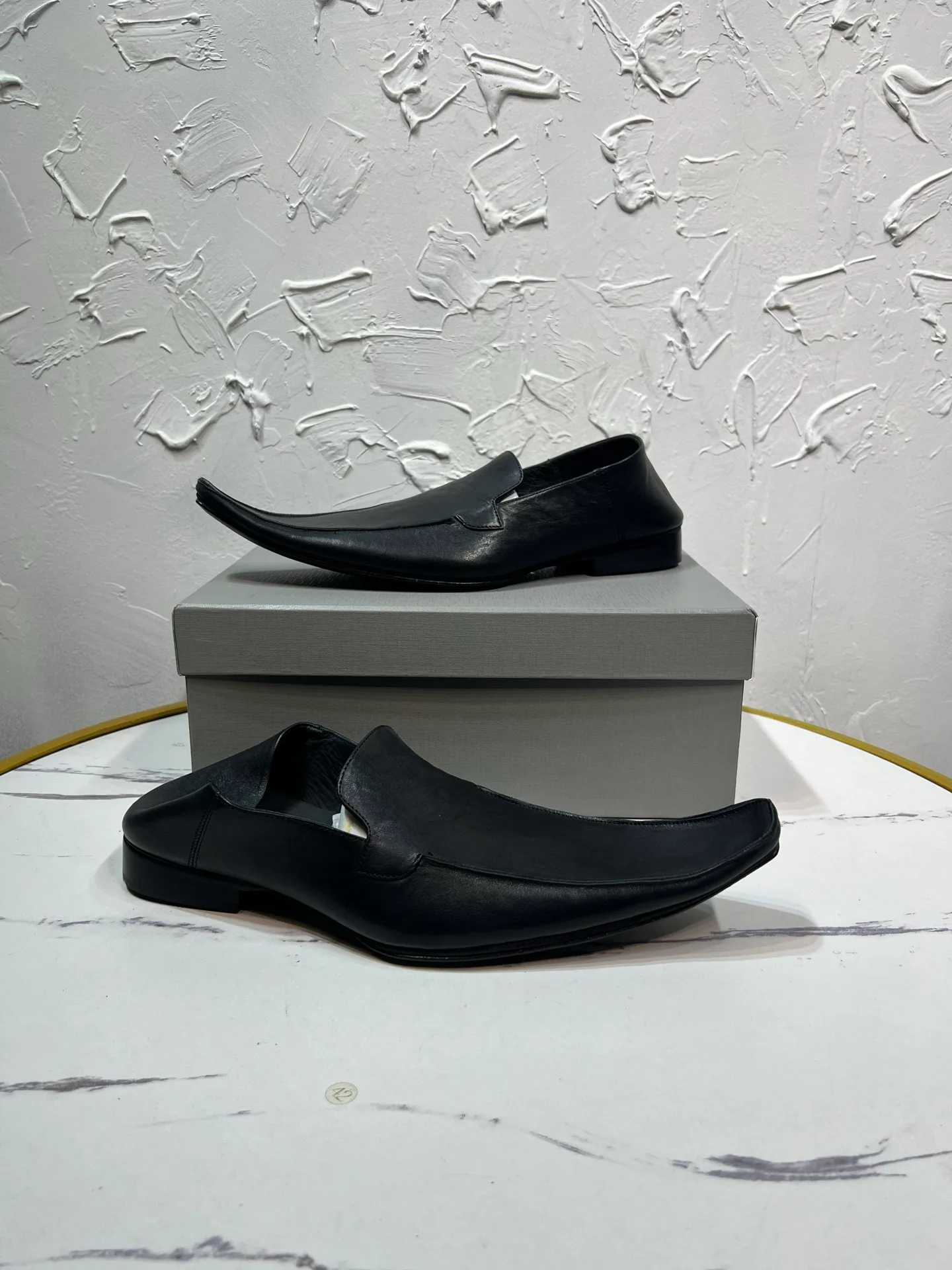 Men's Loafers And Dress Shoes BALENCIAGA 18225221