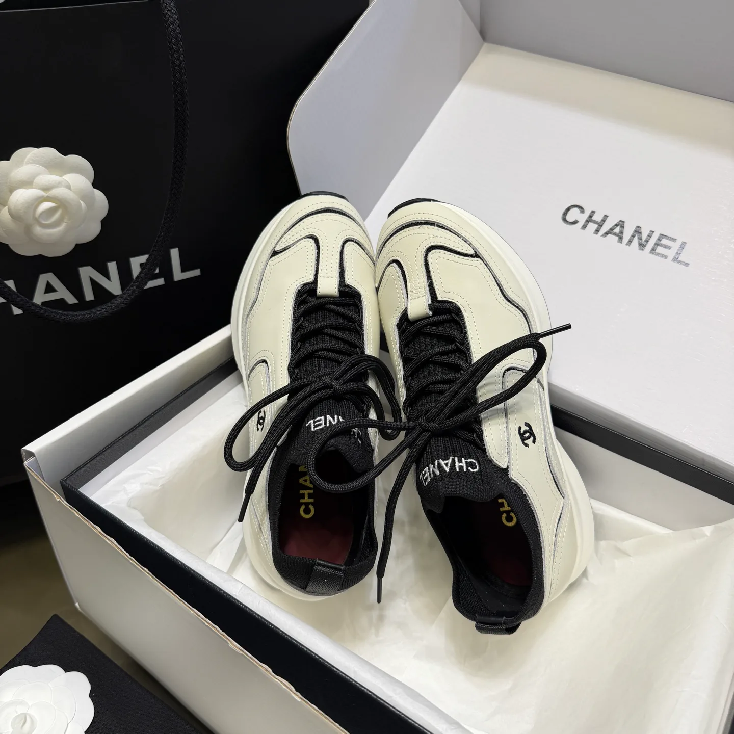 Women's Sneakers CHANEL 17877253