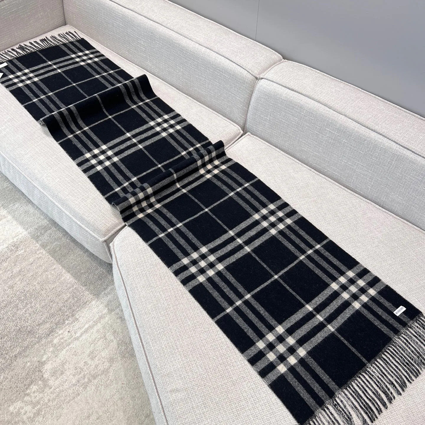 Scarves BURBERRY 17945491