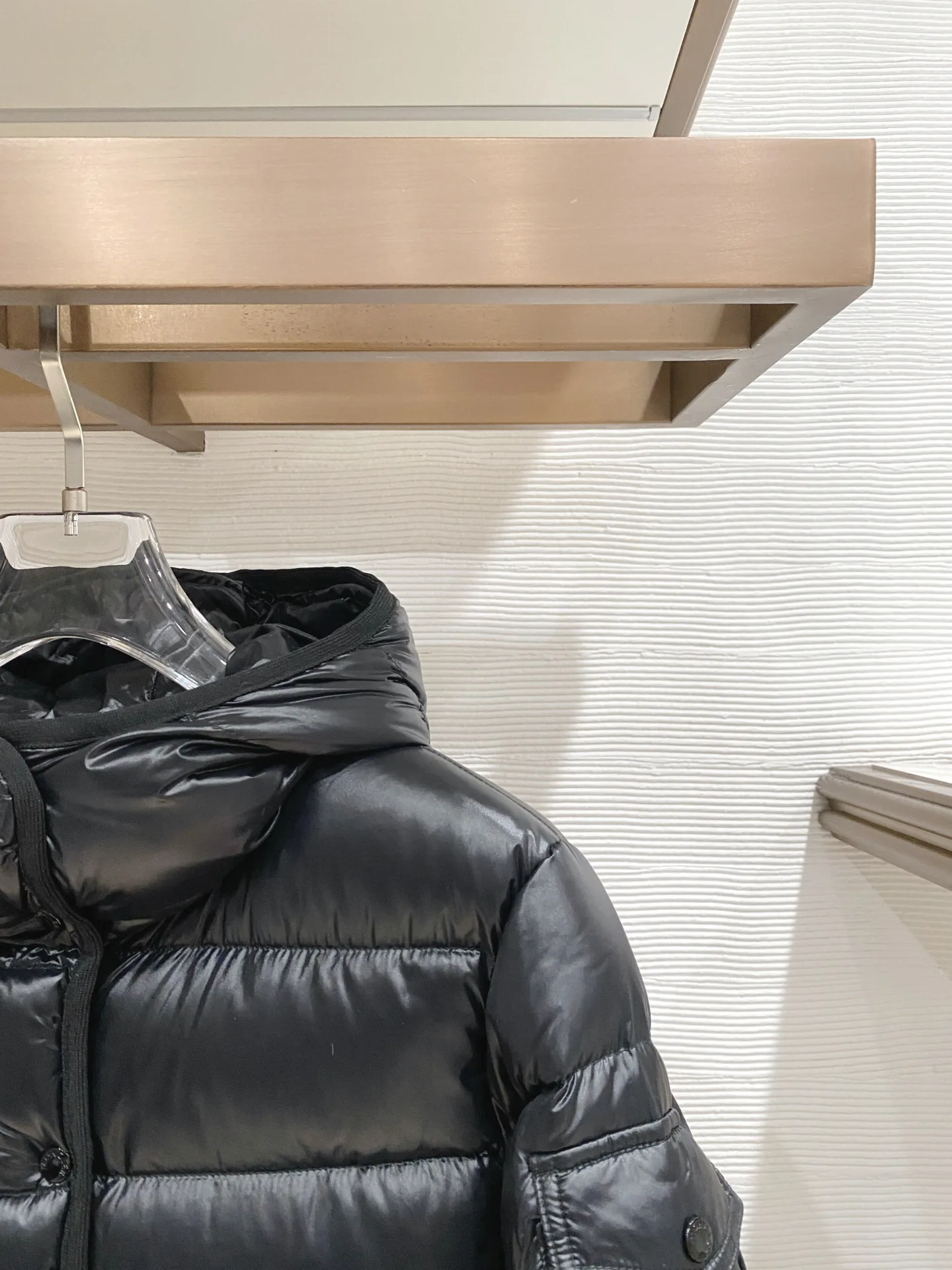 Women's Jackets And Down Jackets MONCLER 17896863