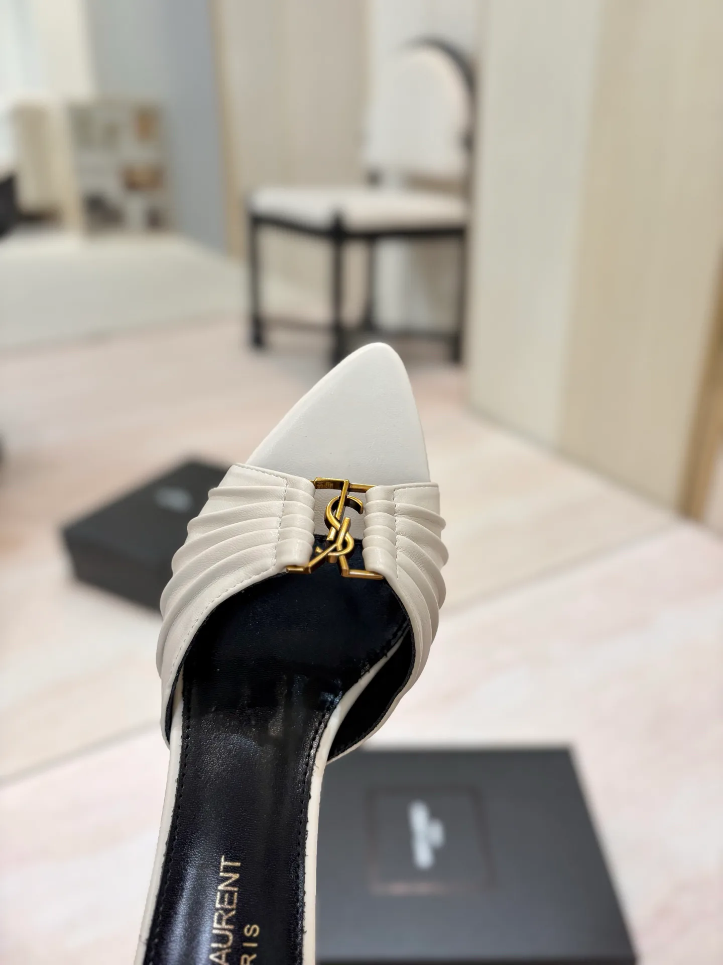 Women's Mules And Clogs SAINT LAURENT 17476034