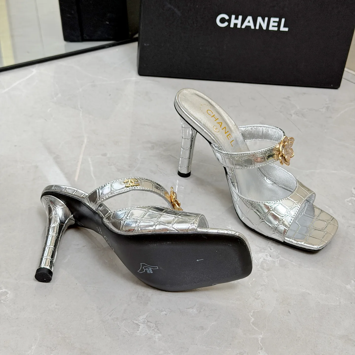 Women's Open-Toe Sandals CHANEL 17335035