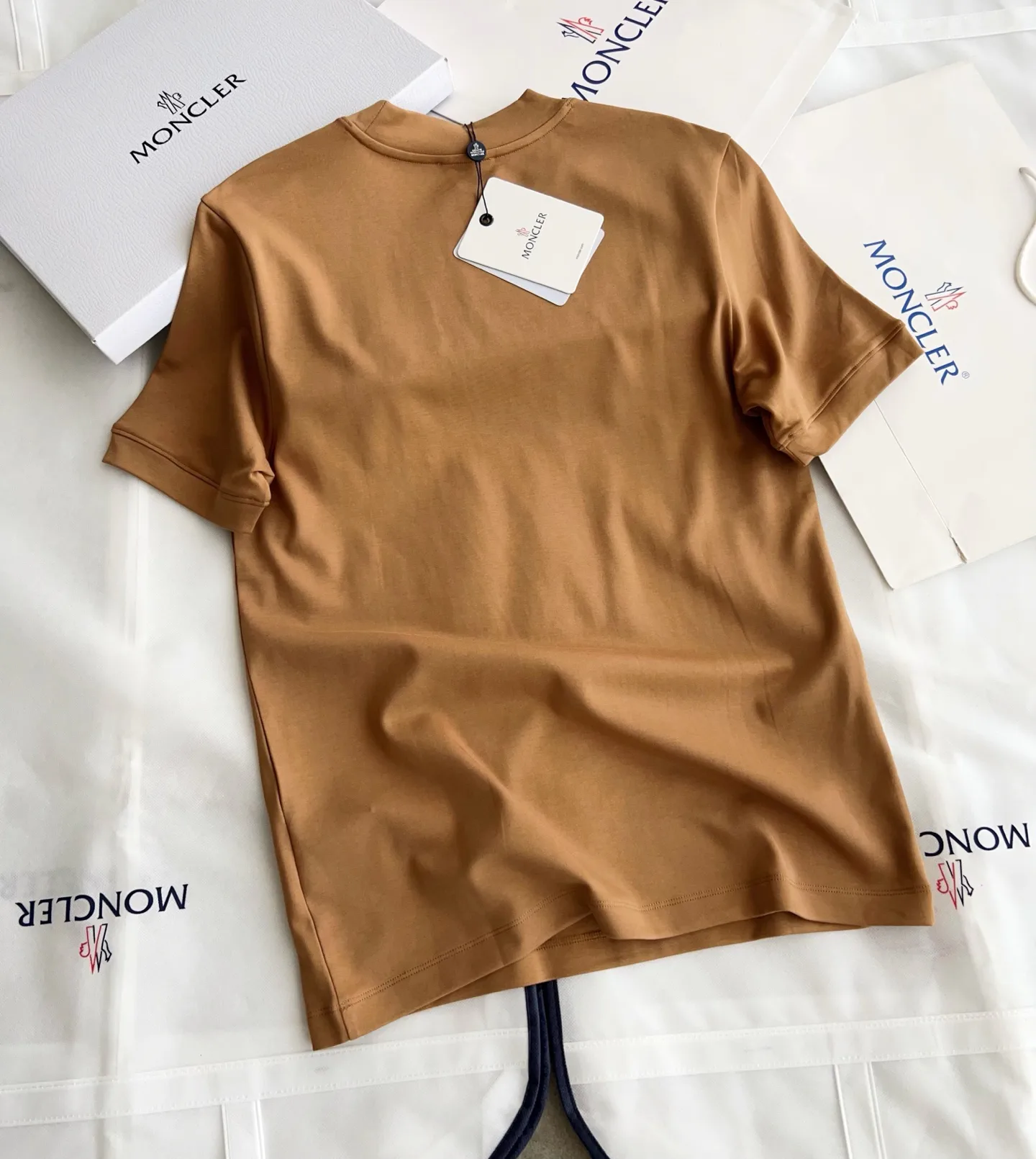 Men's T-Shirts MONCLER 18469170
