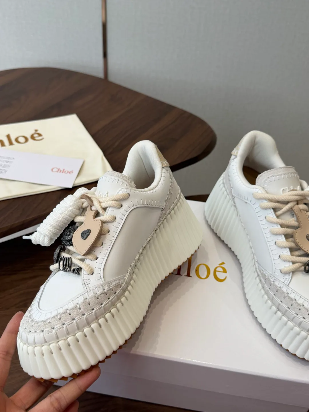 Women's Sneakers CHLOE 18183050