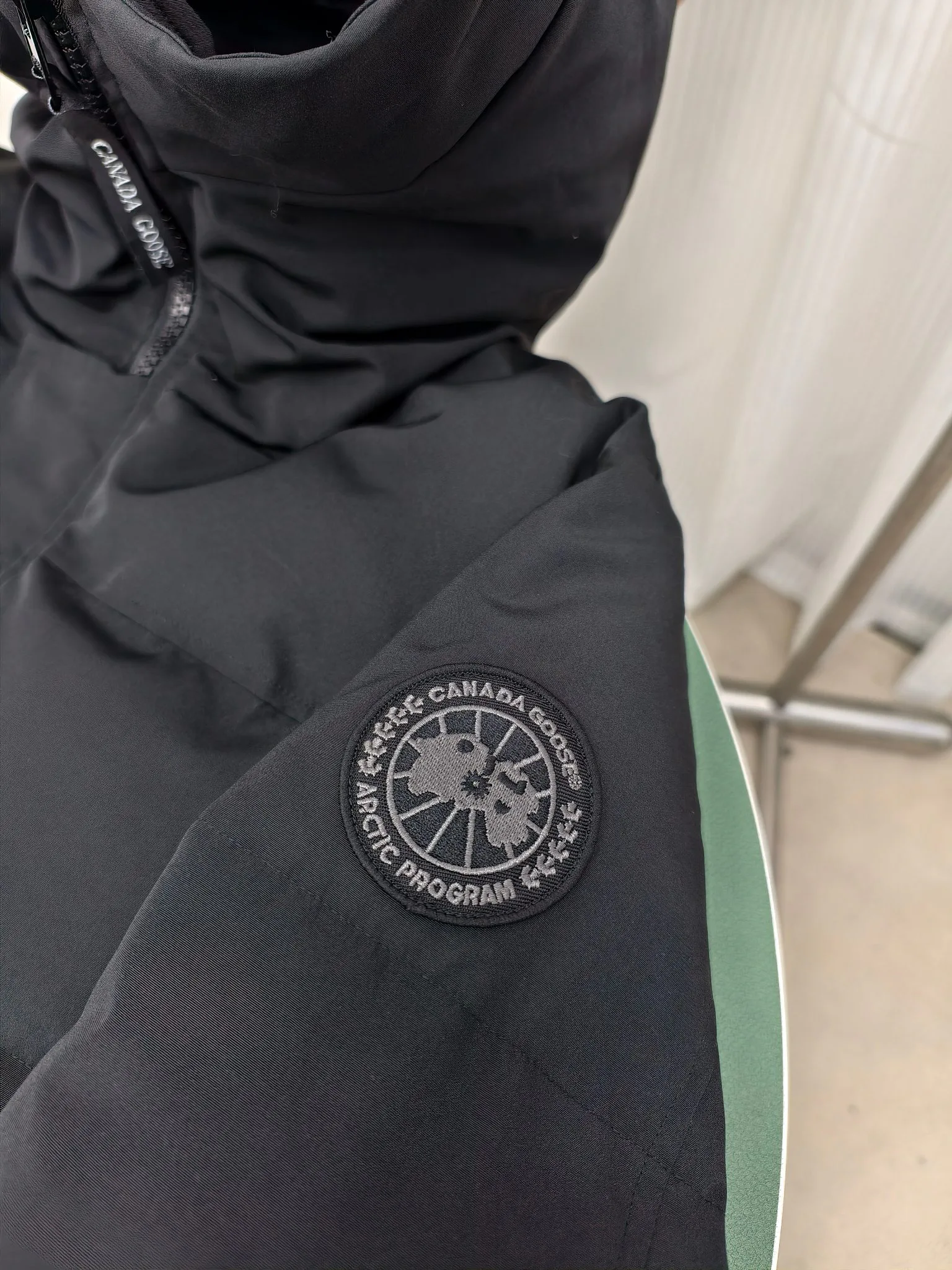 Куртки И Пуховики Мужские Canada Goose 18684532