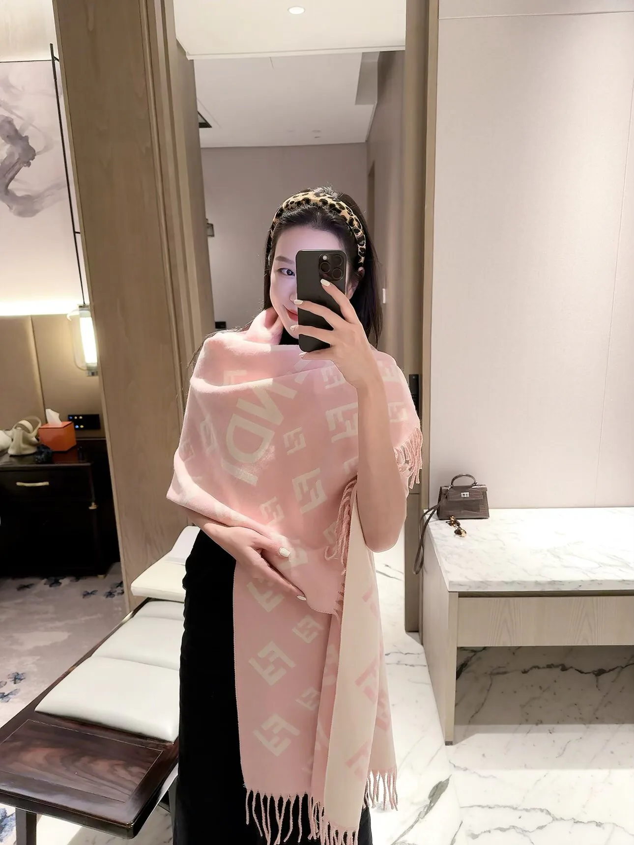 Scarves FENDI 18322644