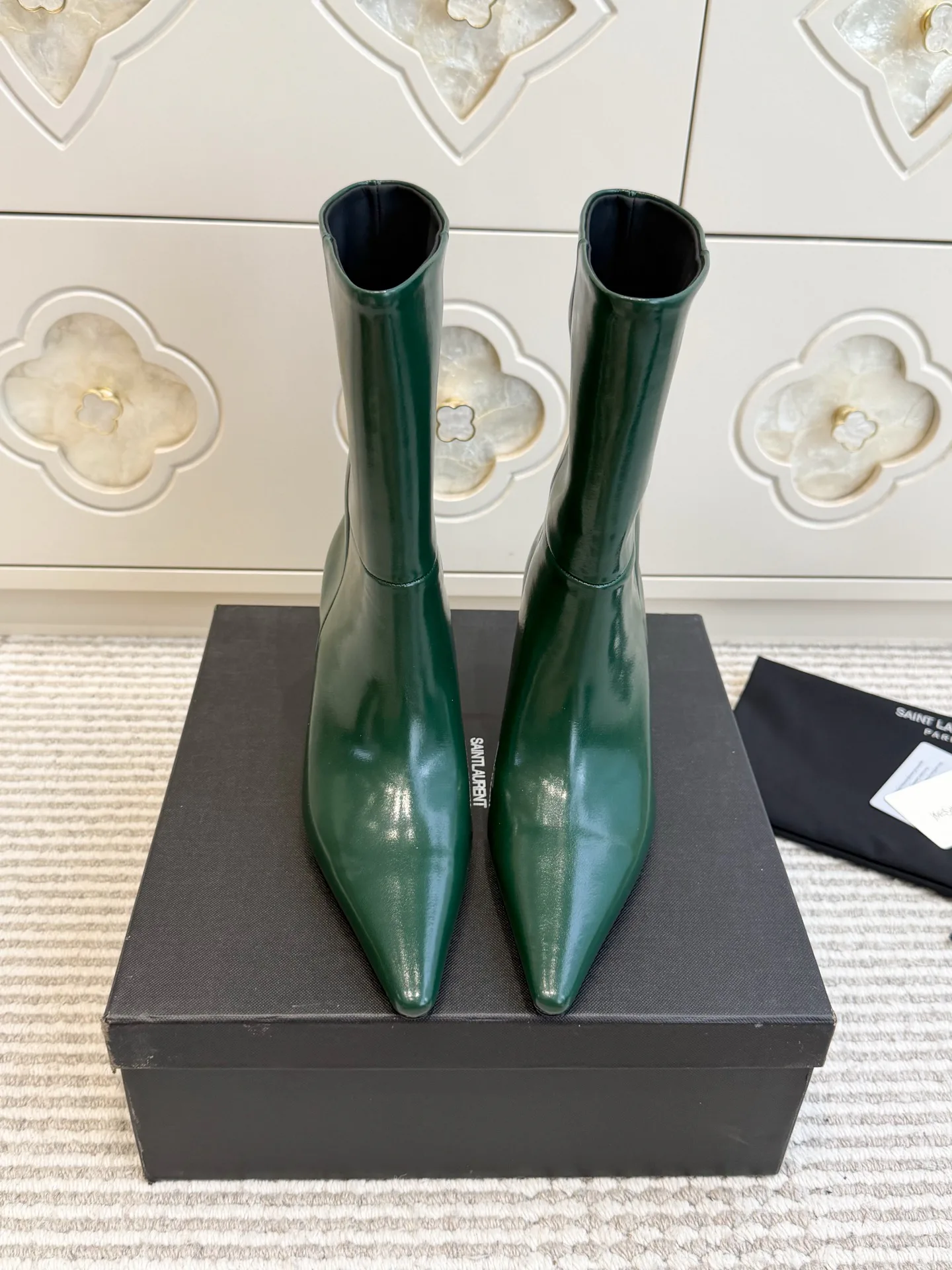 Women's Booties SAINT LAURENT 18261166