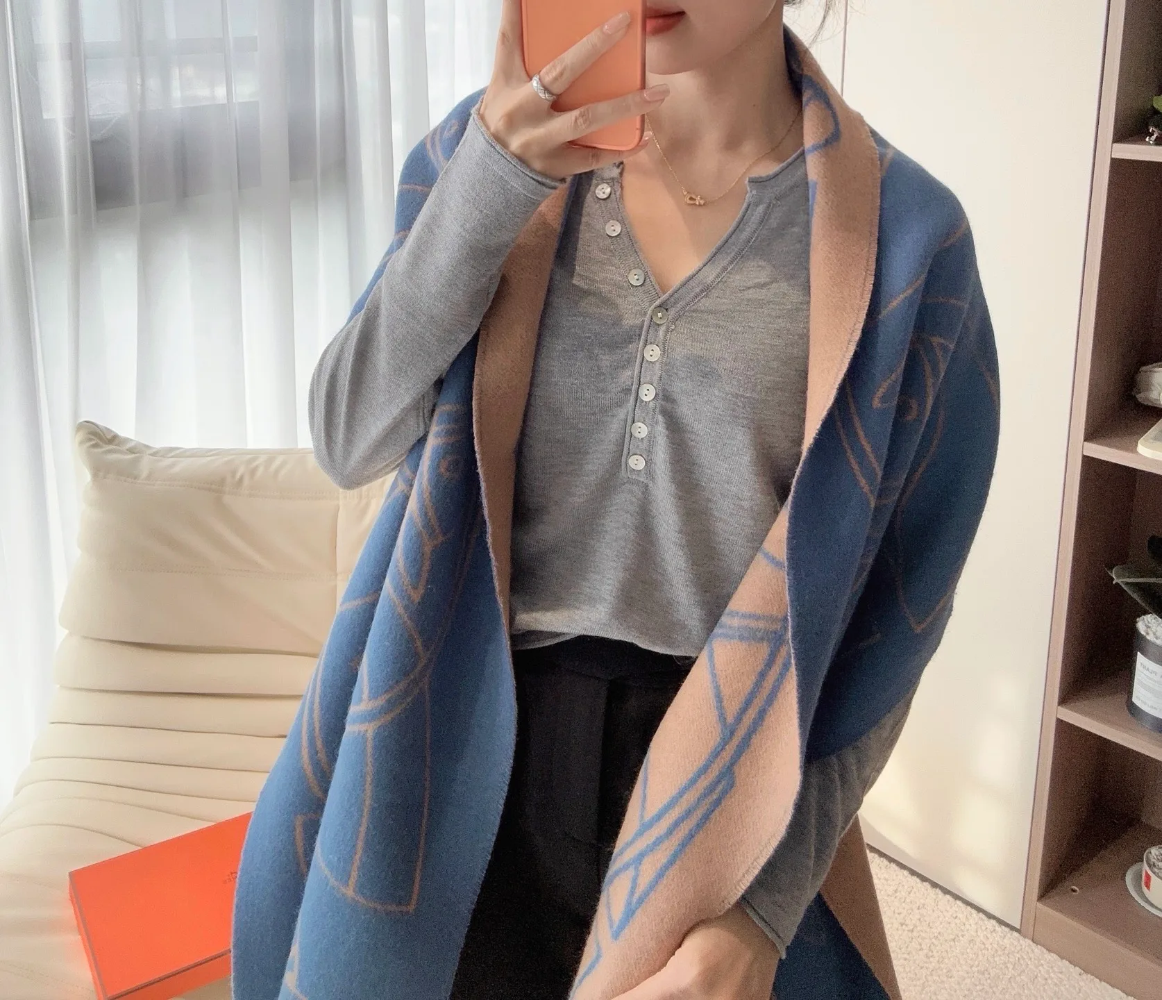 Scarves HERMES 18105403