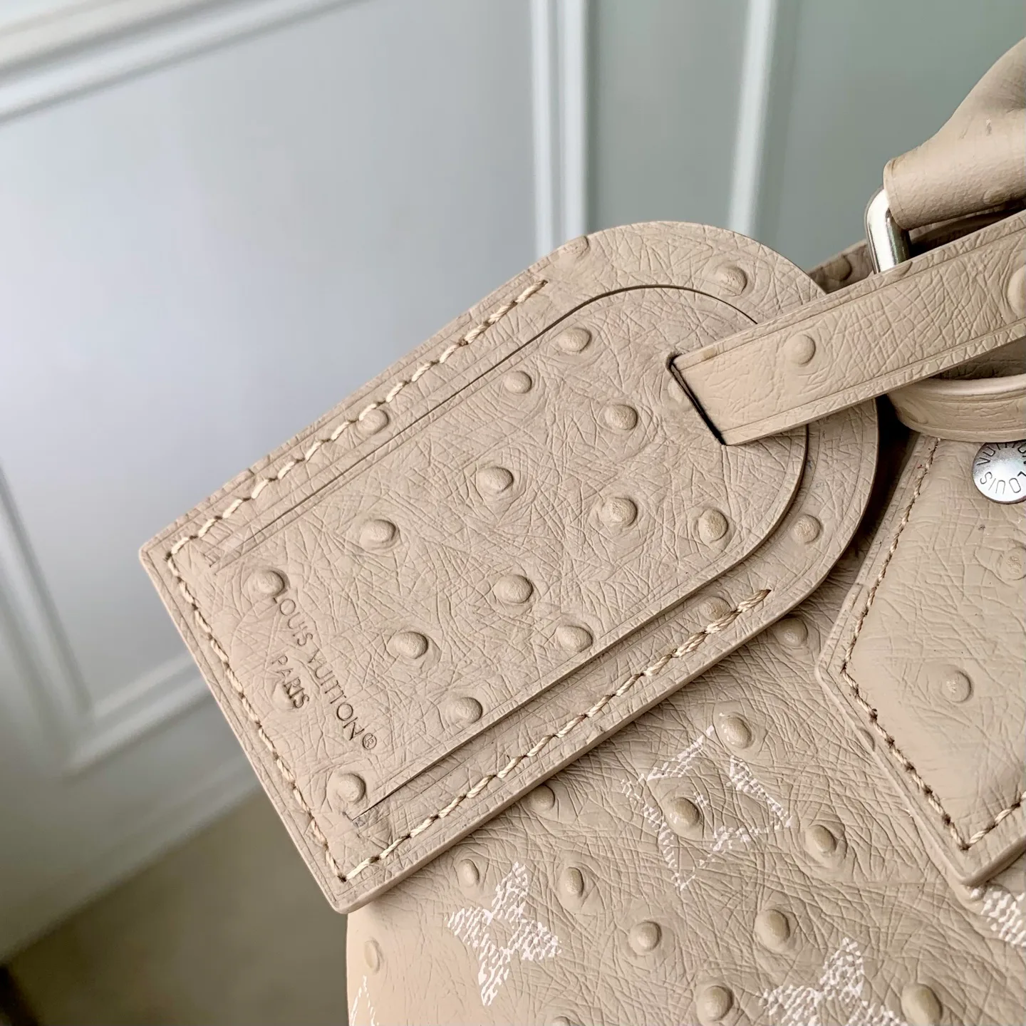Women's Classic Handbags LOUIS VUITTON 18147441