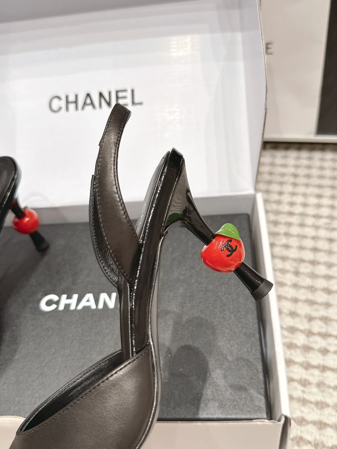 Women's Open-Toe Sandals CHANEL 17784797