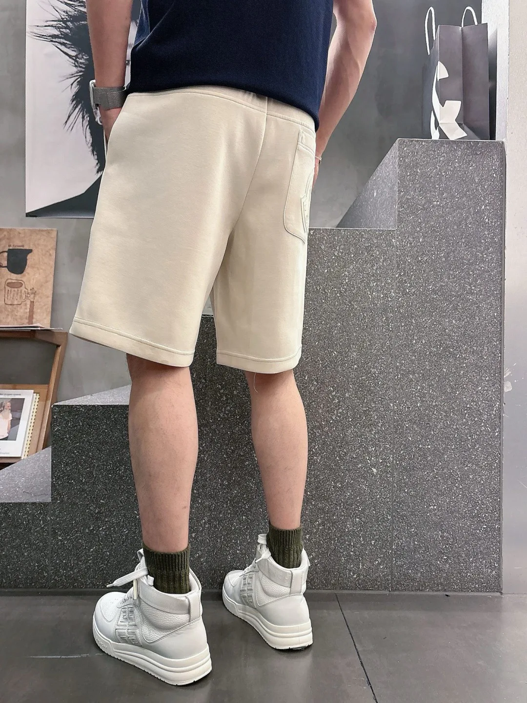 Men's Shorts MONCLER 17468341
