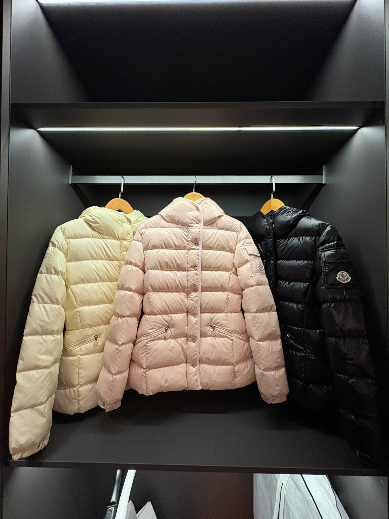 Men's Jackets And Down Jackets MONCLER 17457983