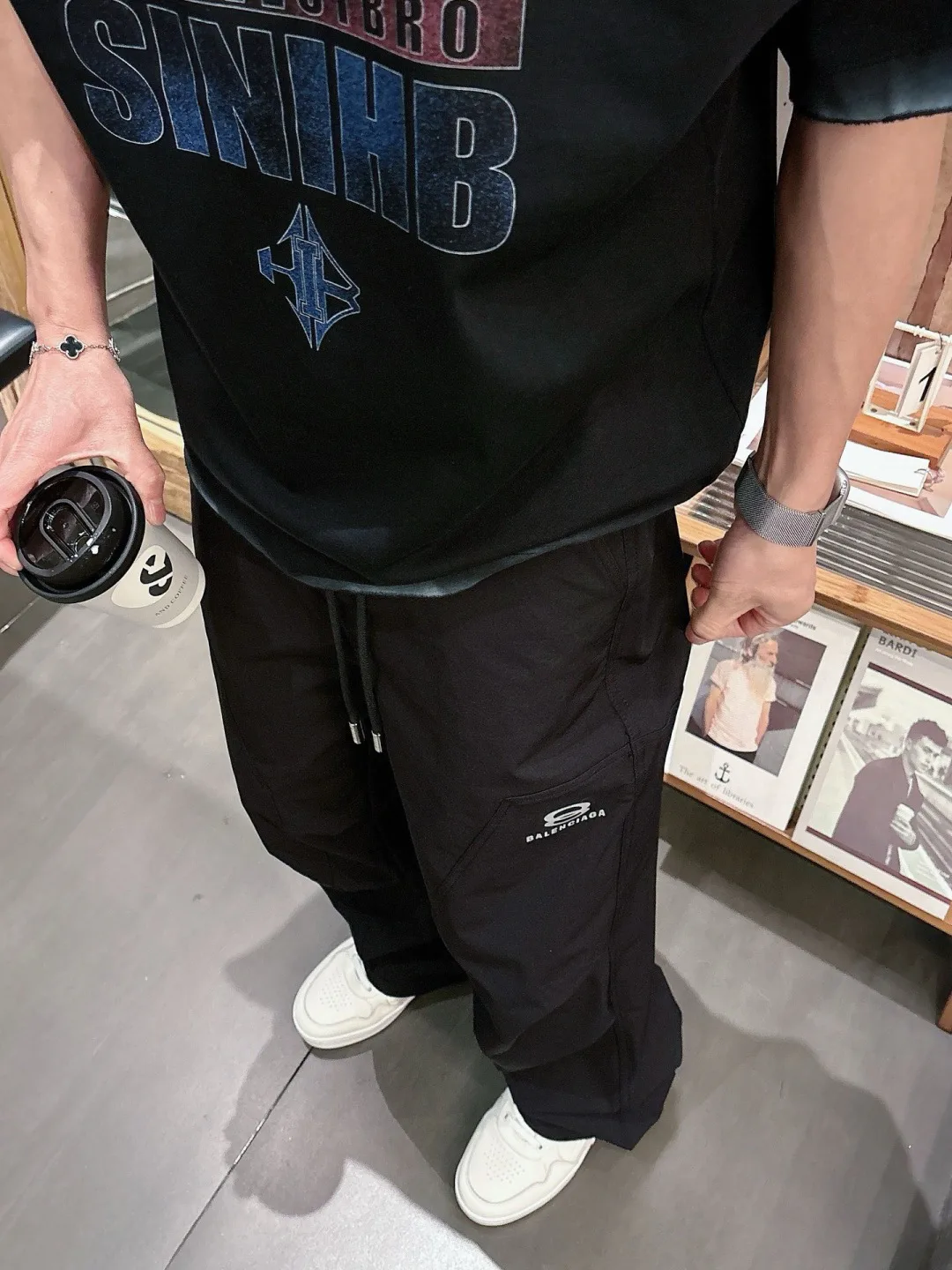 Men's Trousers BALENCIAGA 17810703