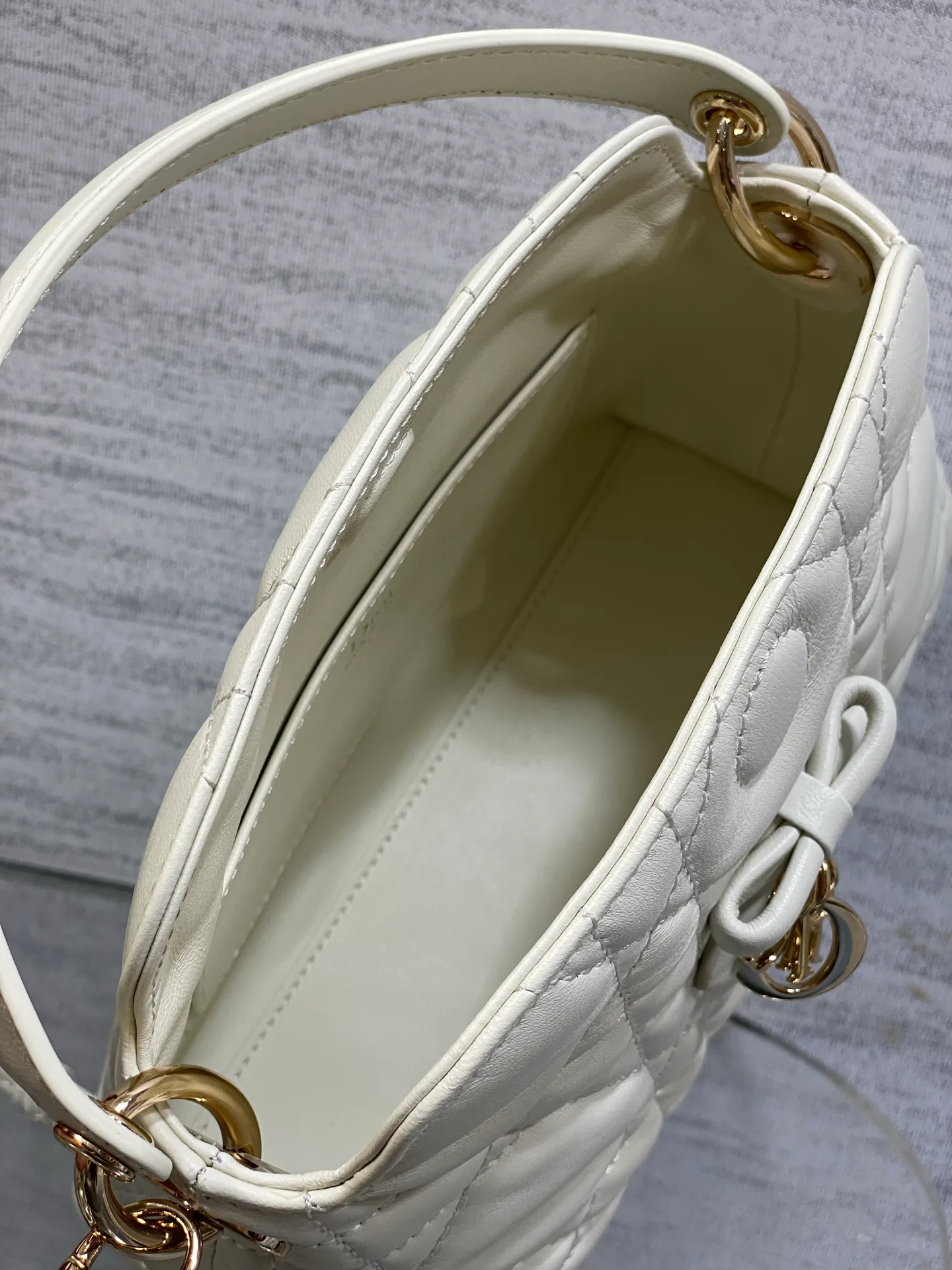 Women's Classic Handbags CHRISTIAN DIOR 18341380