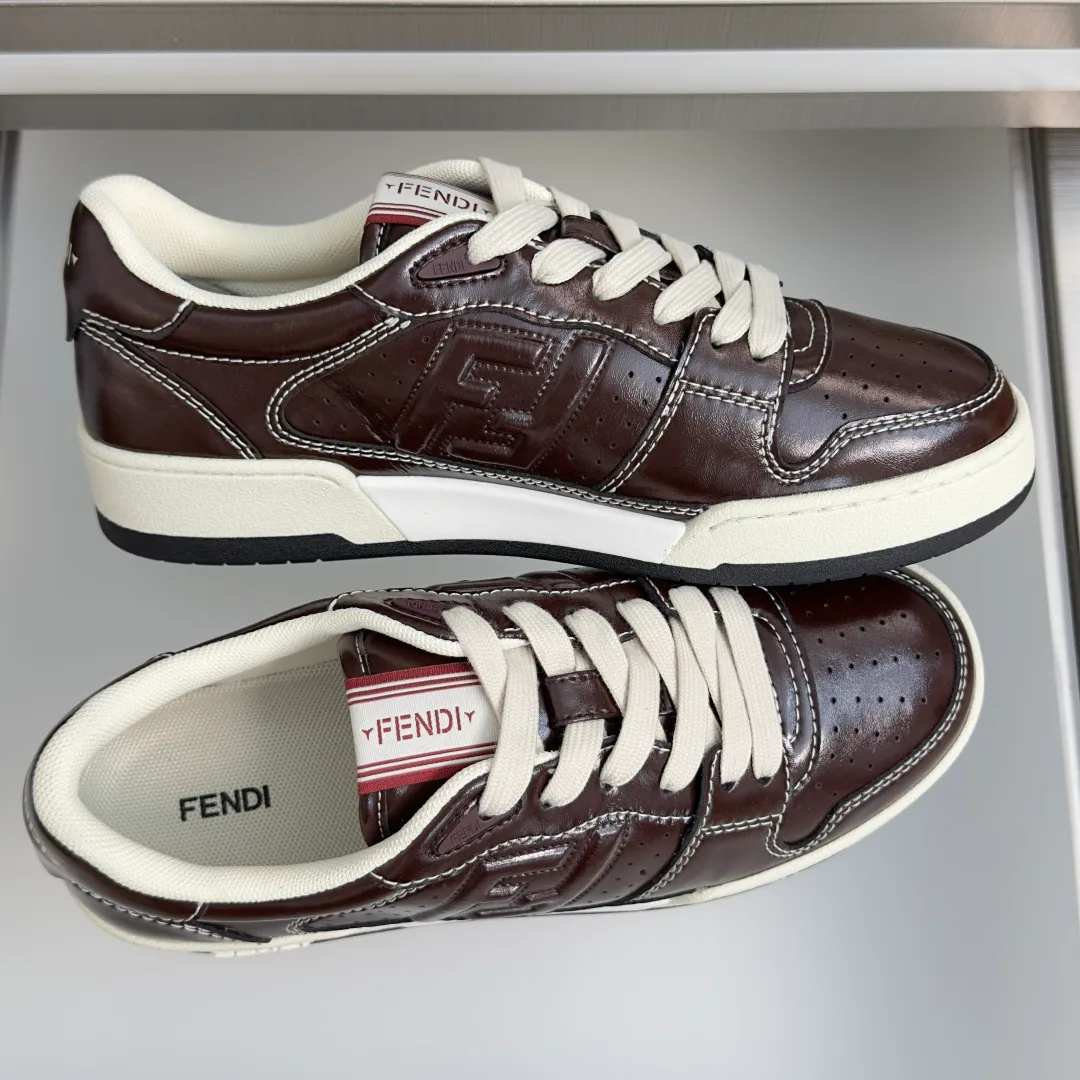 Women's Sneakers FENDI 17729636
