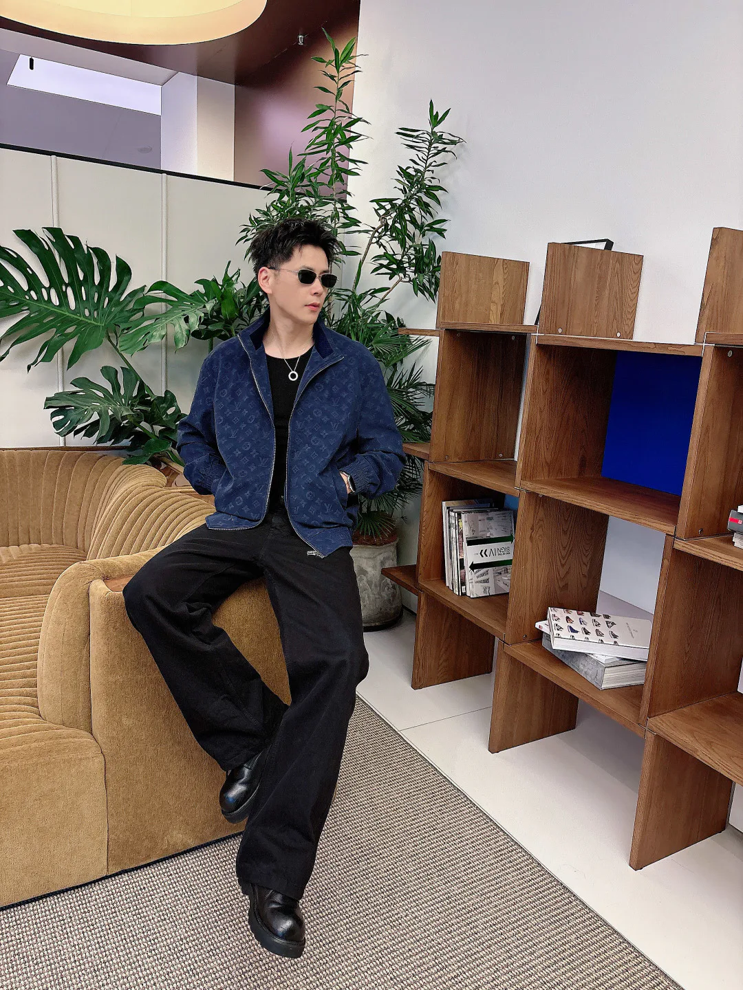 Men's Jackets And Down Jackets LOUIS VUITTON 18097587