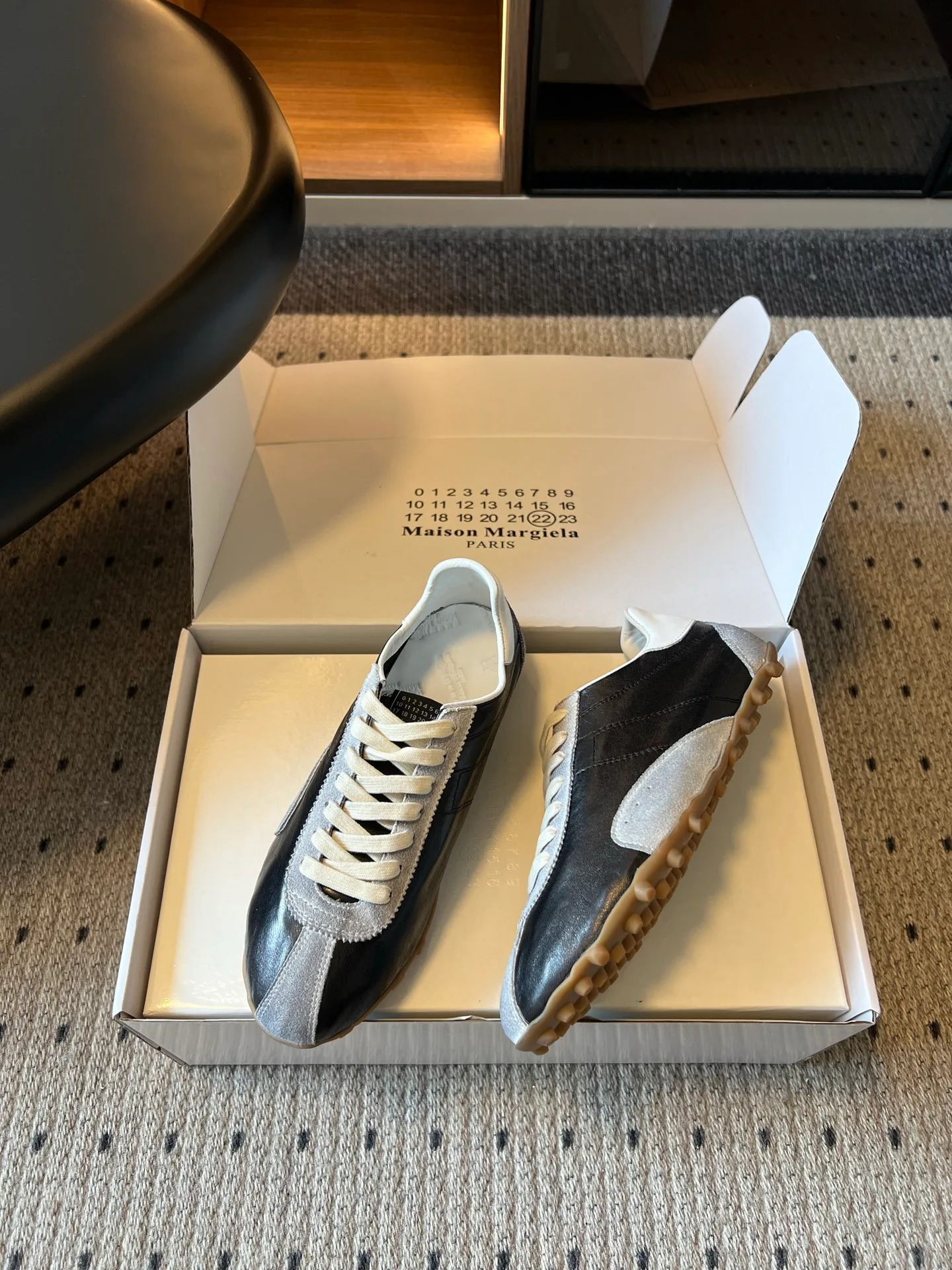 Women's Sneakers MAISON MARGIELA 17523636