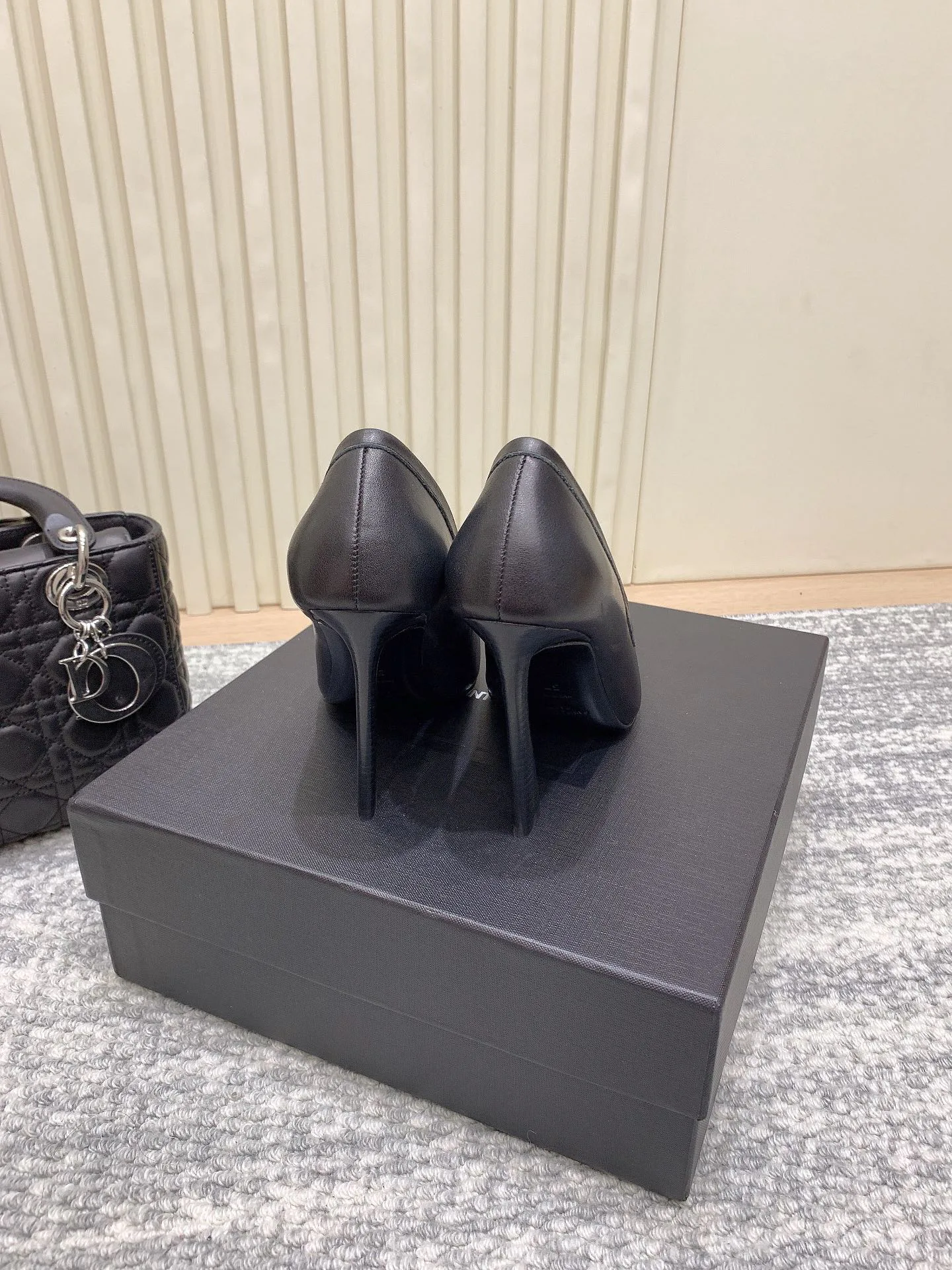 Women's Heels SAINT LAURENT 17431940