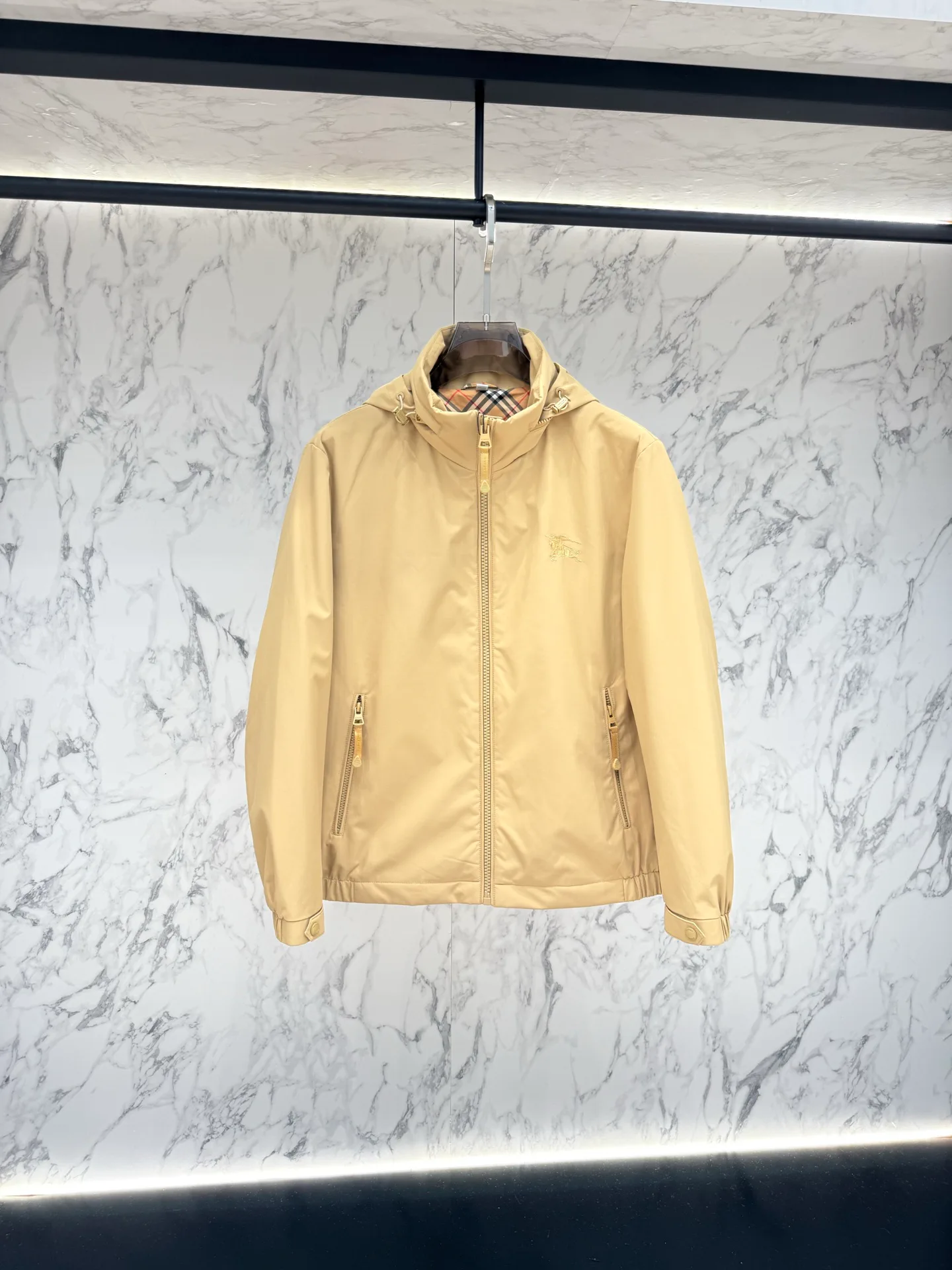 Men's Jackets And Down Jackets BURBERRY 17834561