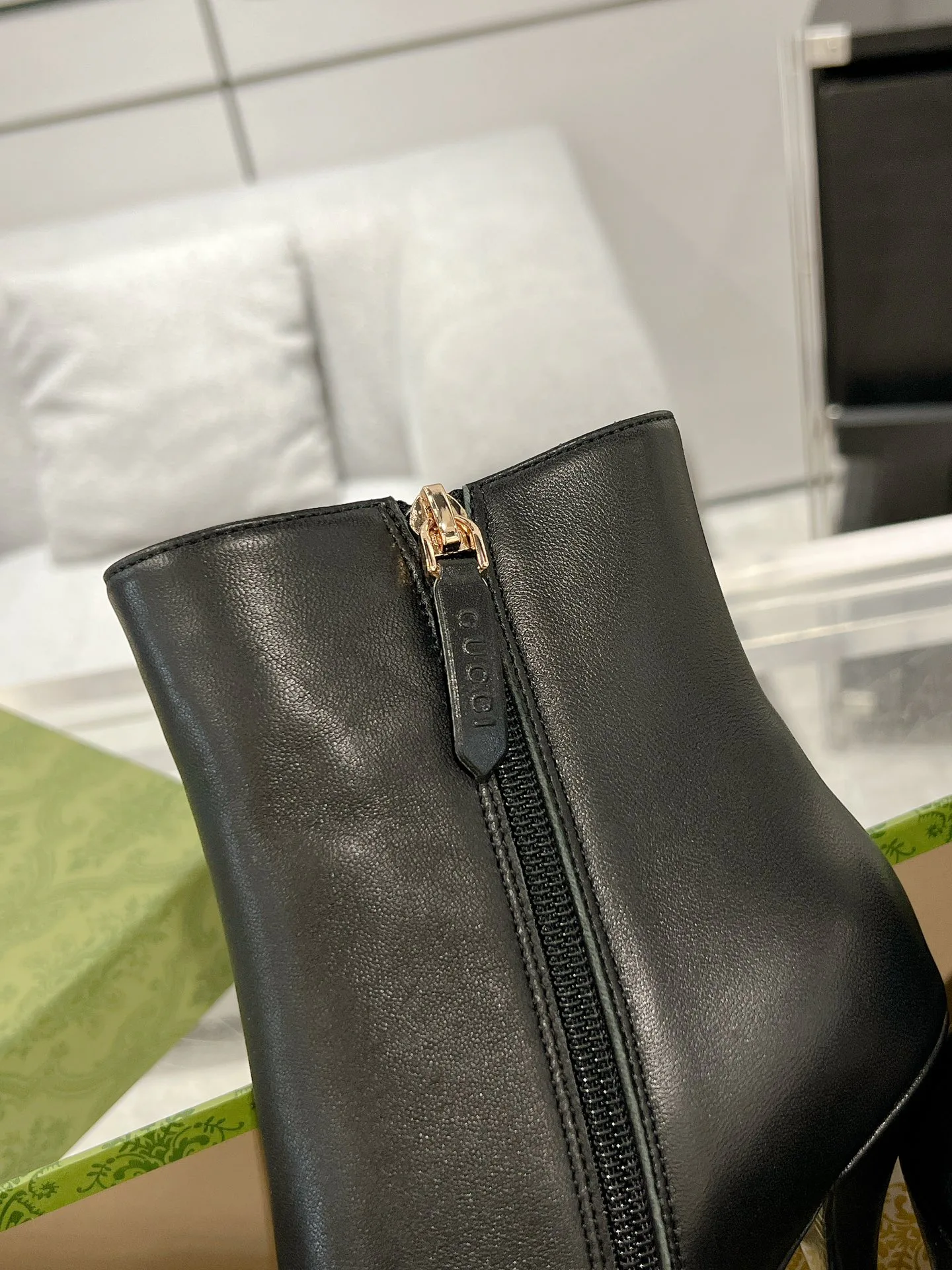 Women's Booties GUCCI 18421187