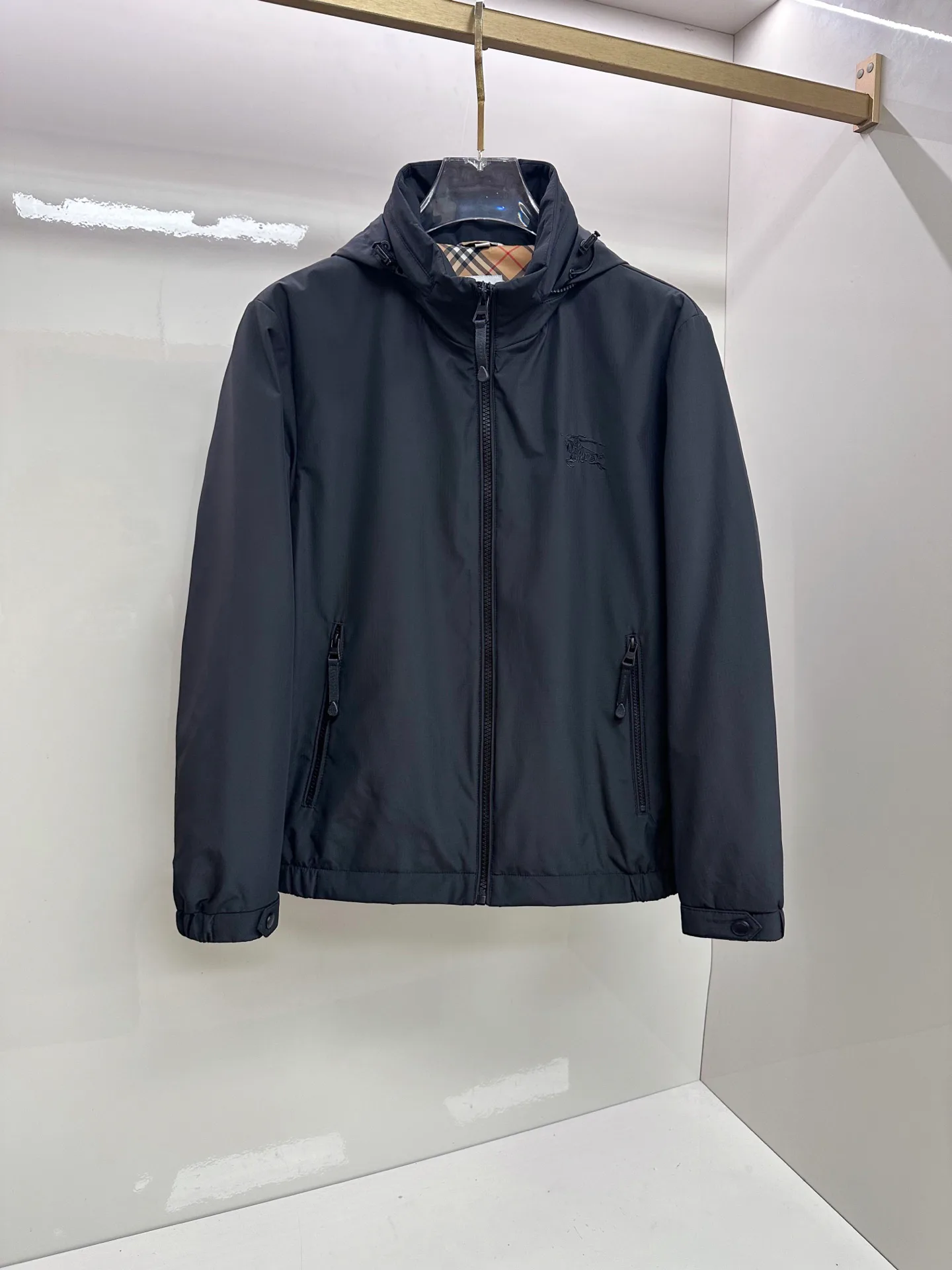Men's Jackets And Down Jackets BURBERRY 18140242