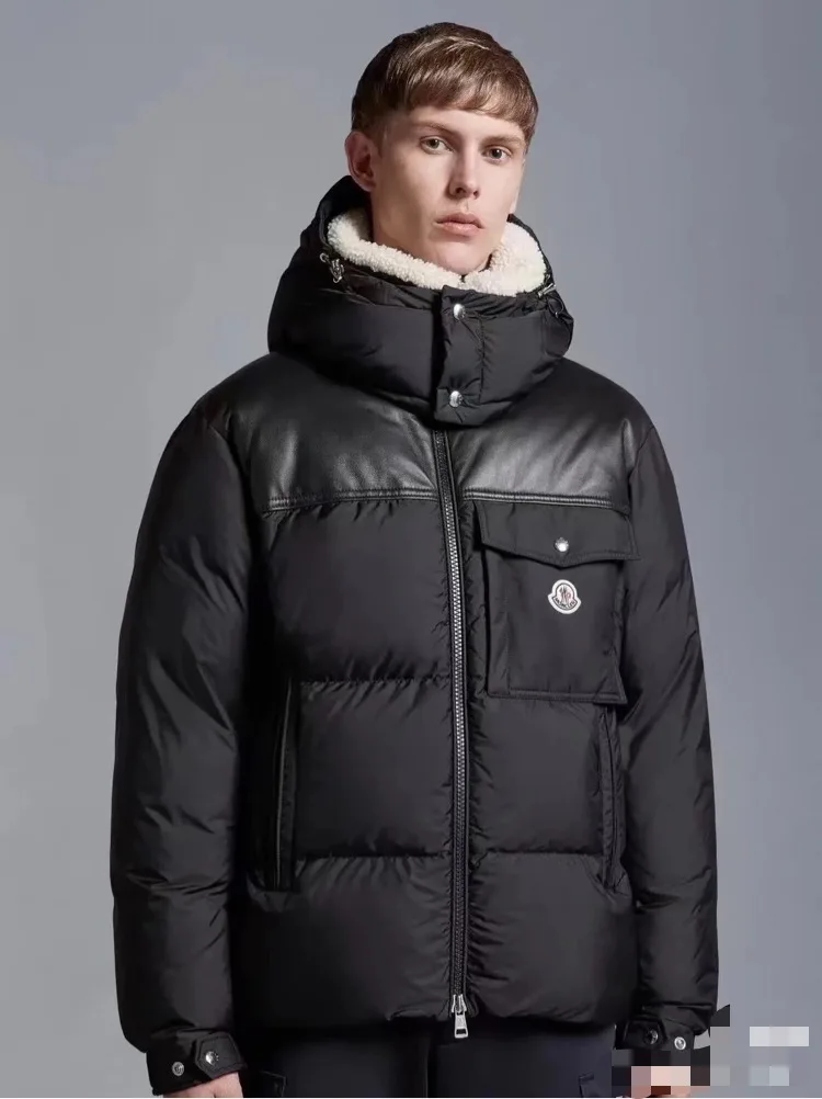 Women's Jackets And Down Jackets MONCLER 17964560