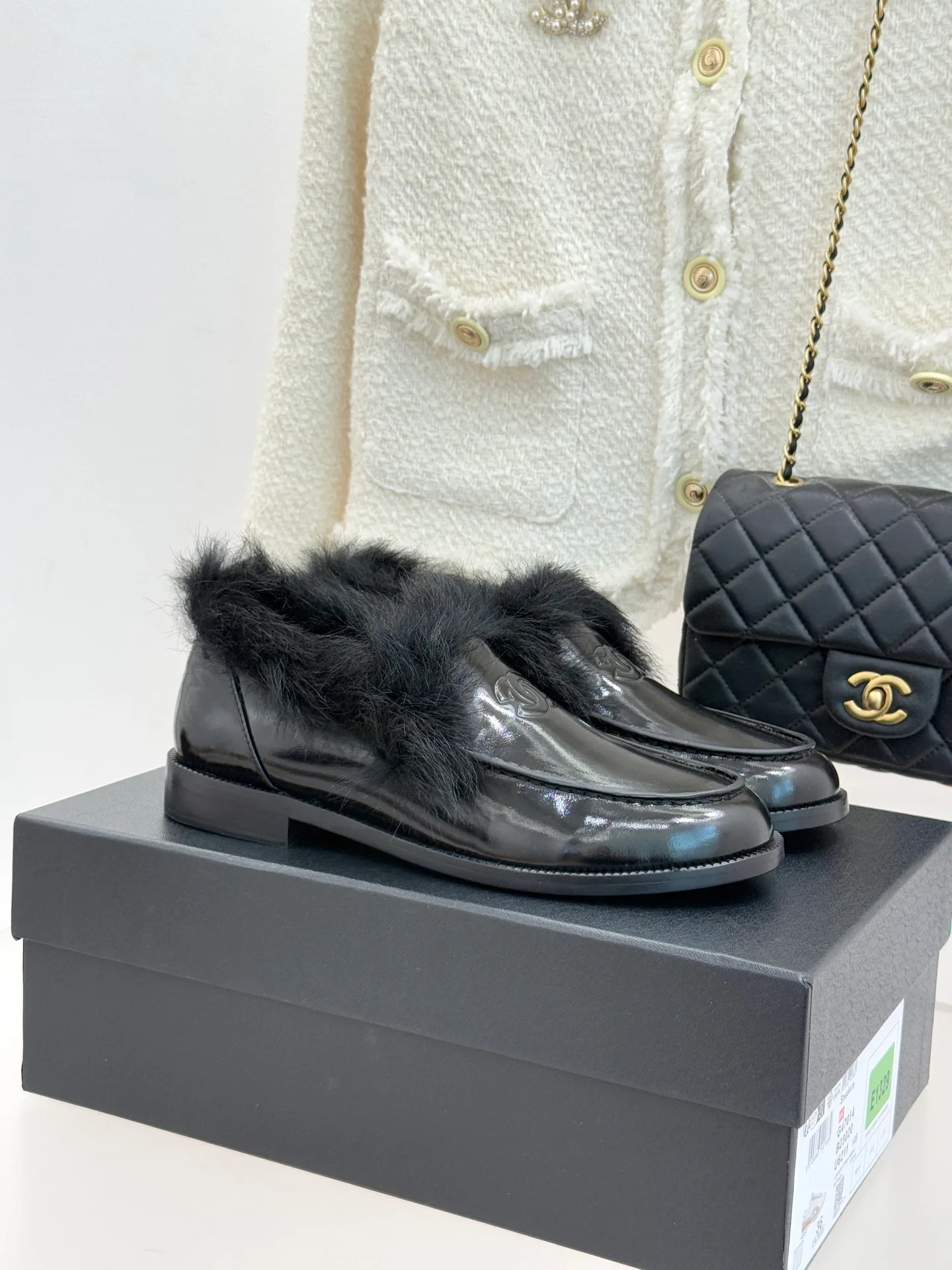 Women's Loafers And Moccasins CHANEL 18360419