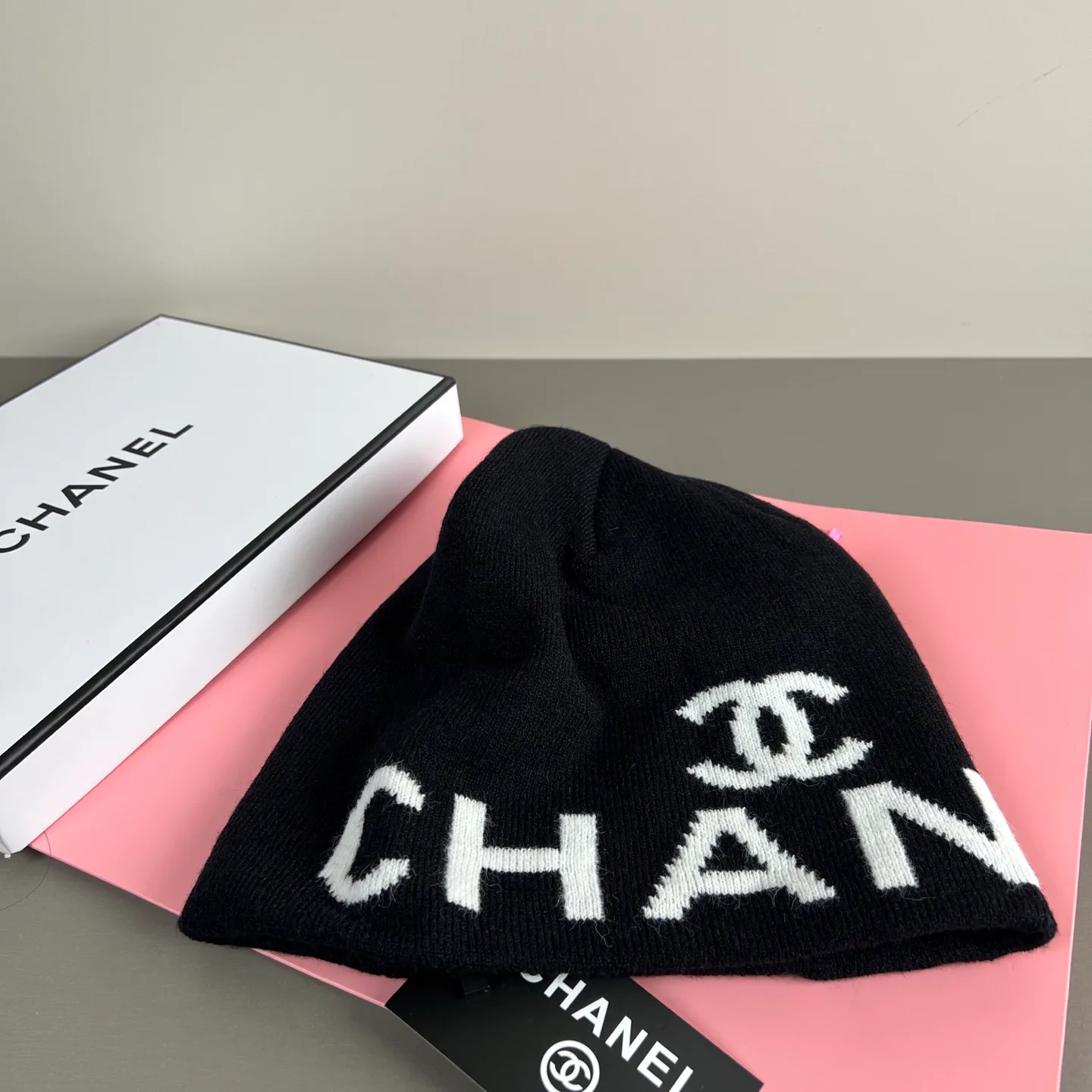 Hats CHANEL 18093225