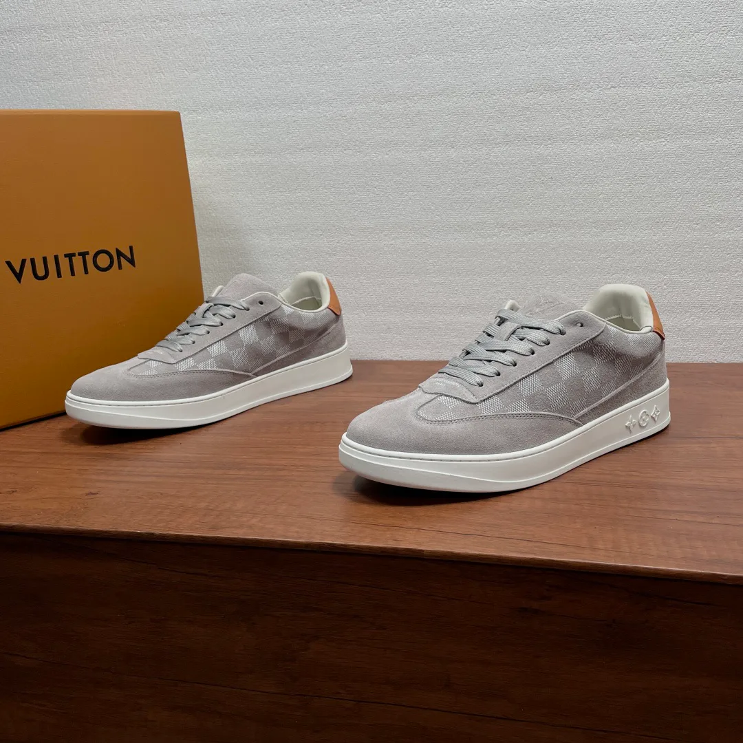 Men's Sneakers LOUIS VUITTON 17542522