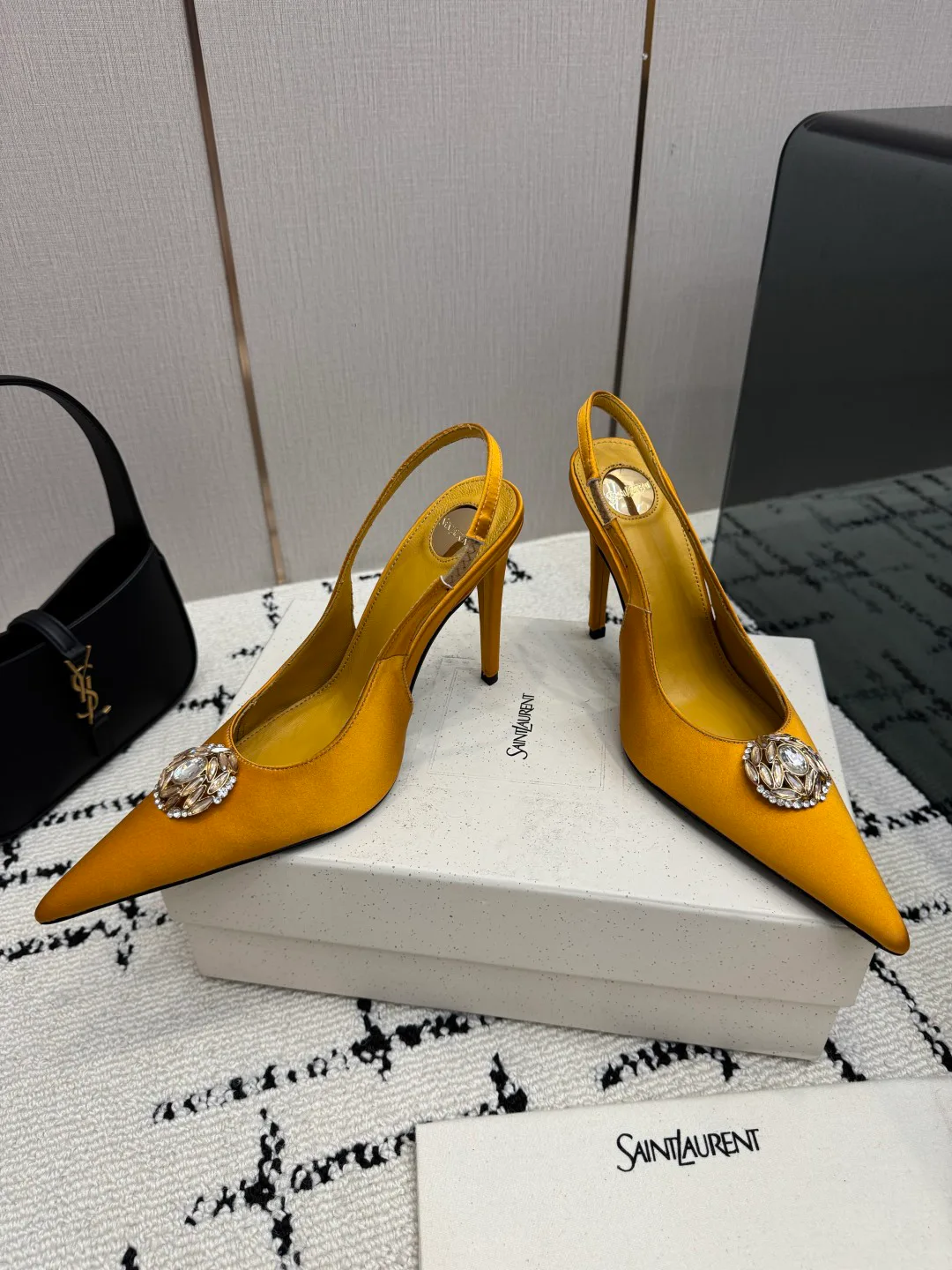 Women's Heels SAINT LAURENT 18237800