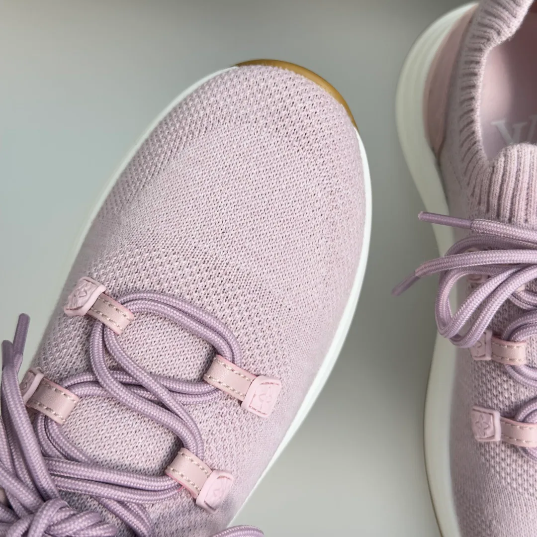 Women's Sneakers LOUIS VUITTON 17950532