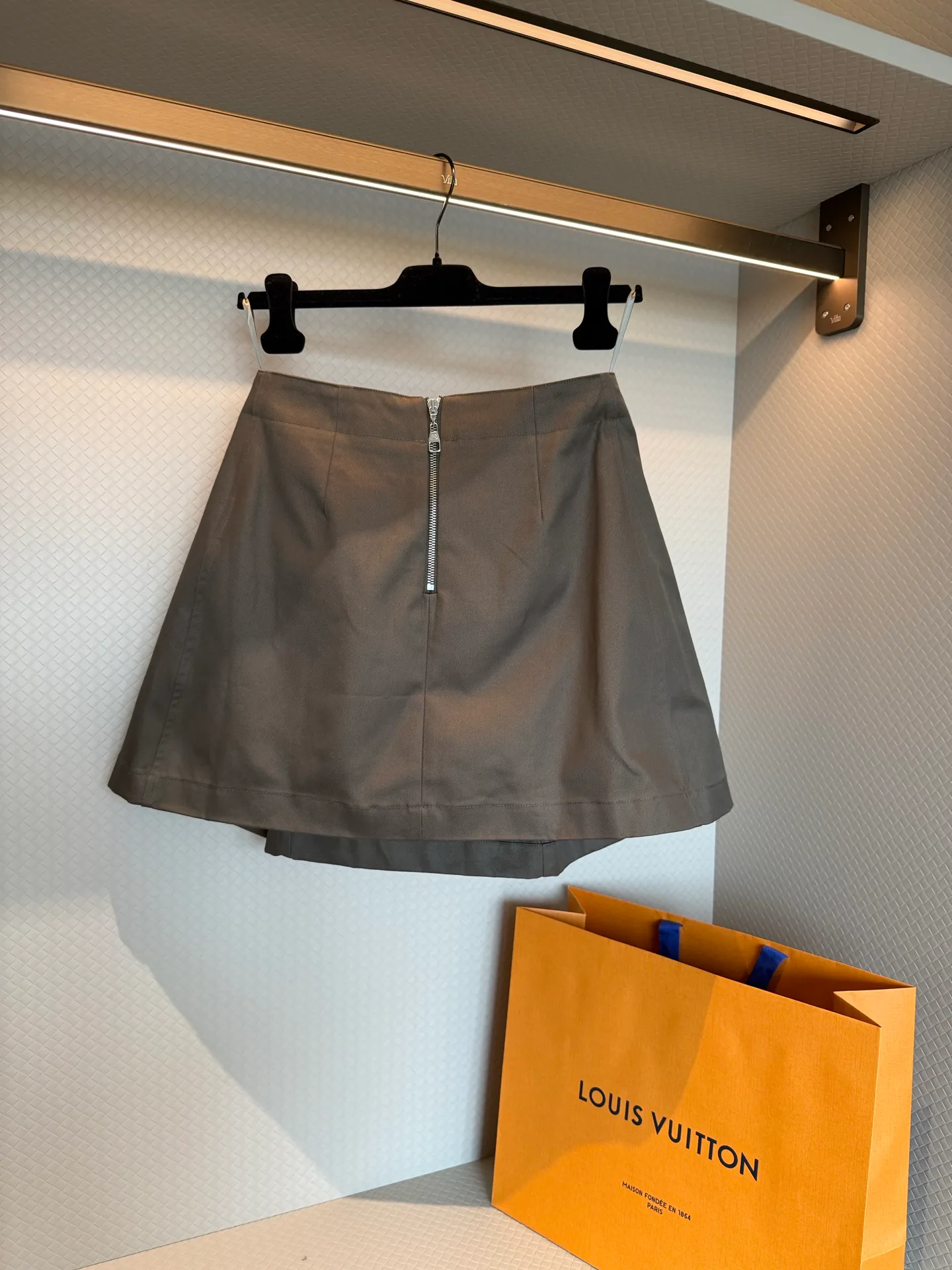 Women's Skirts LOUIS VUITTON 17094395