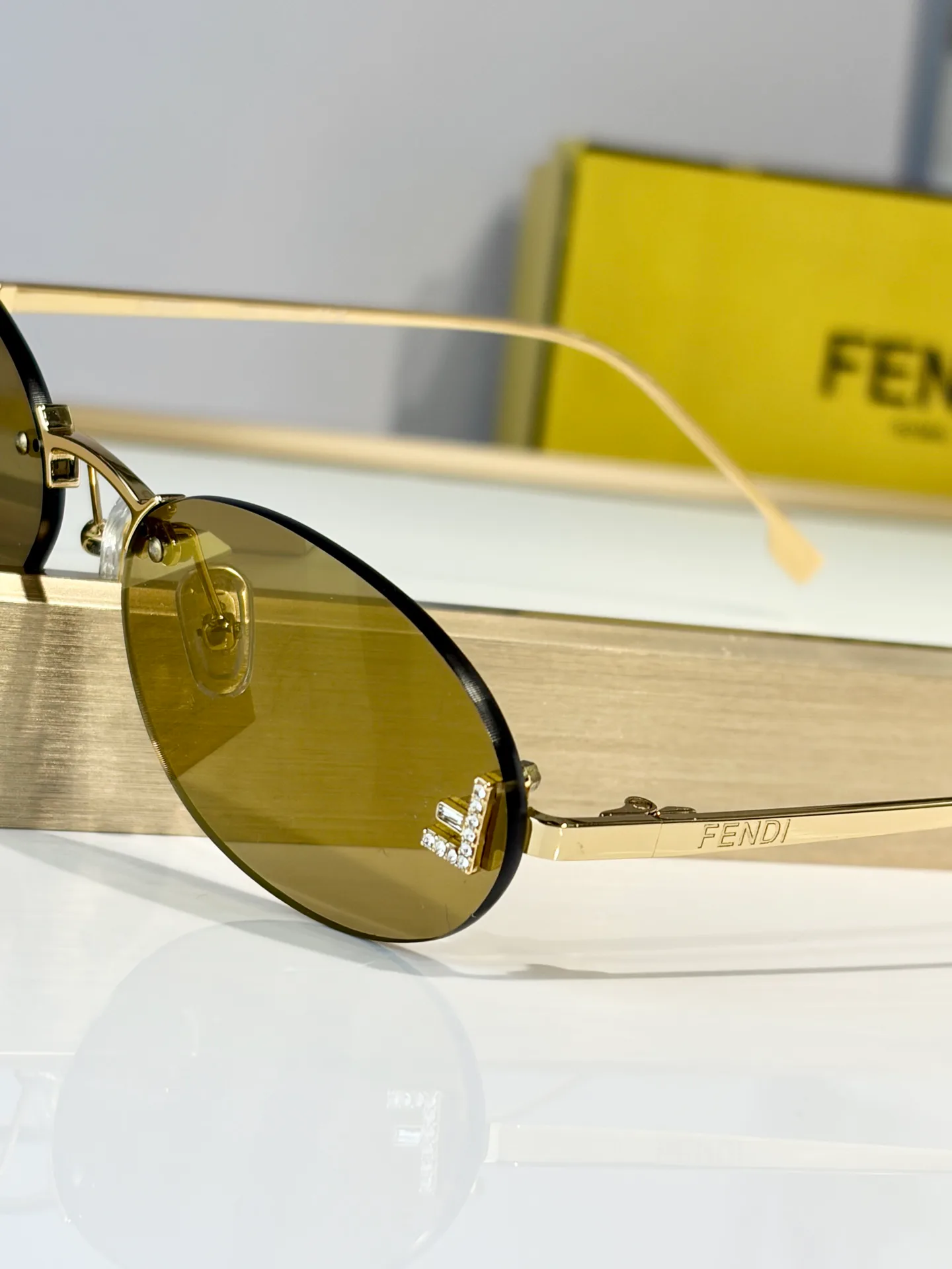 Glasses FENDI 17291131