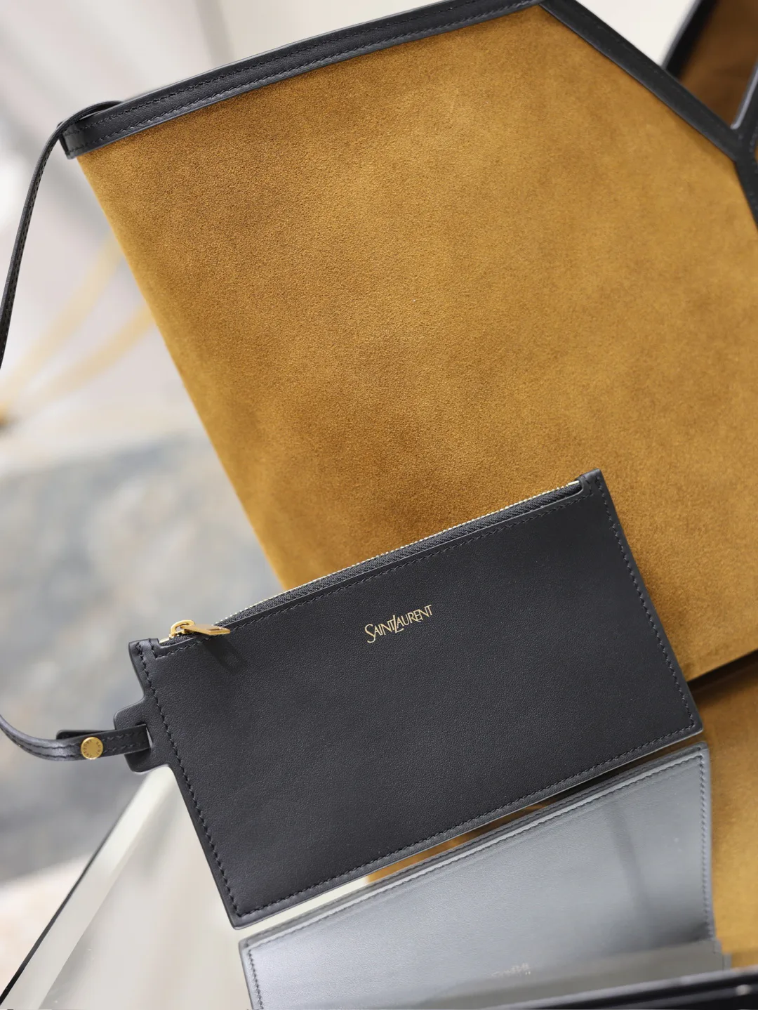 Women's Classic Handbags SAINT LAURENT 18321438