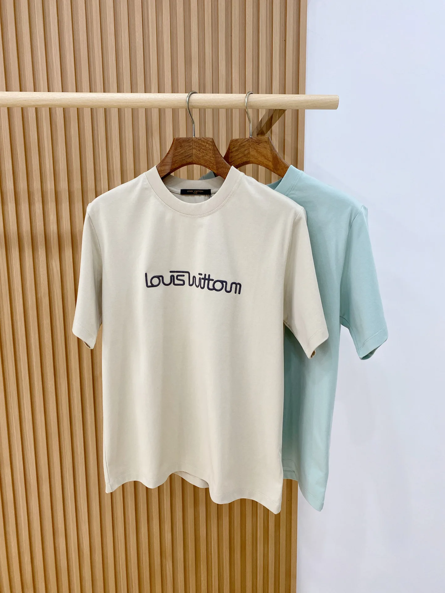Men's T-Shirts LOUIS VUITTON 18246909