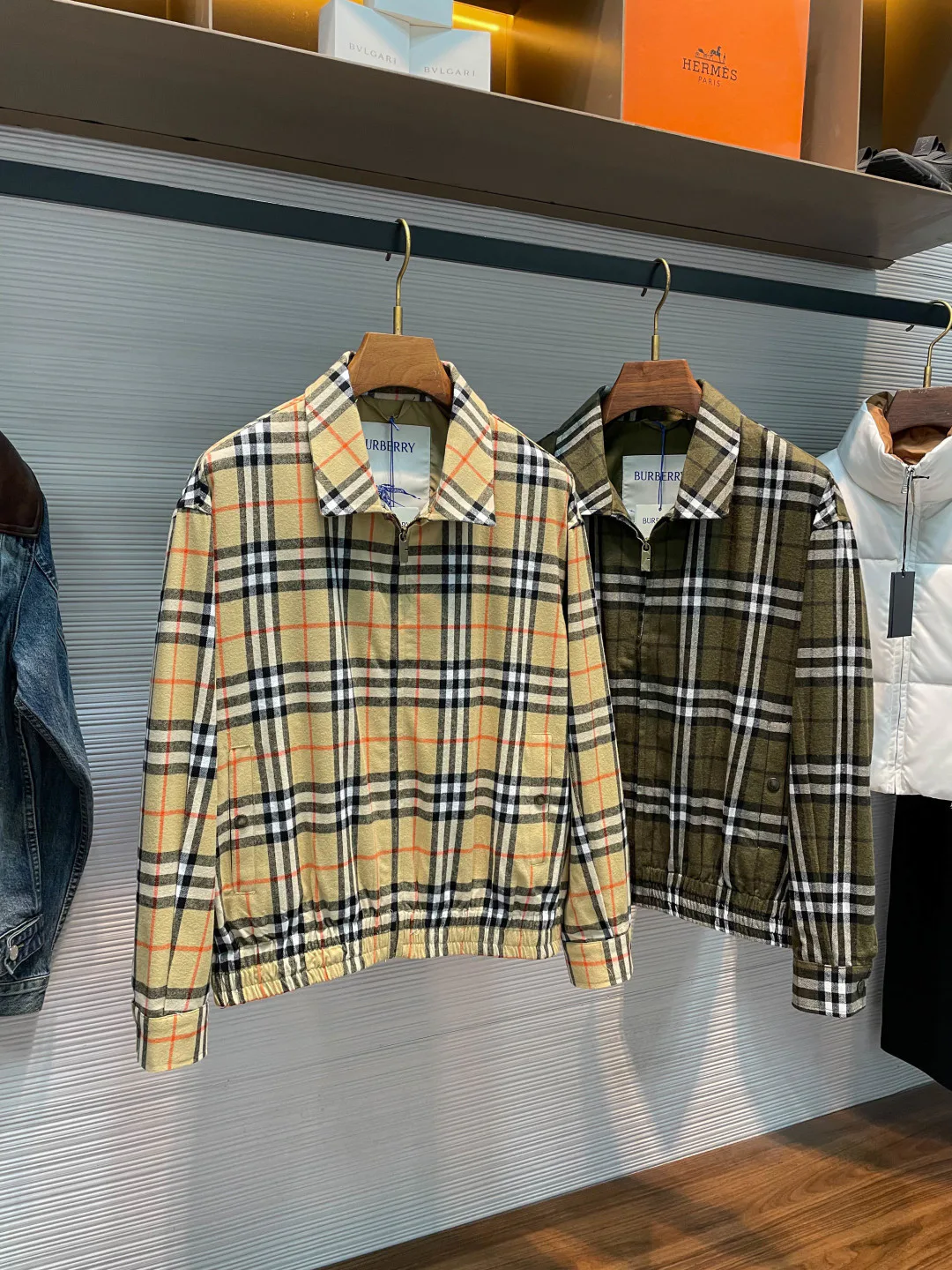 Men's Jackets And Down Jackets BURBERRY 18499550