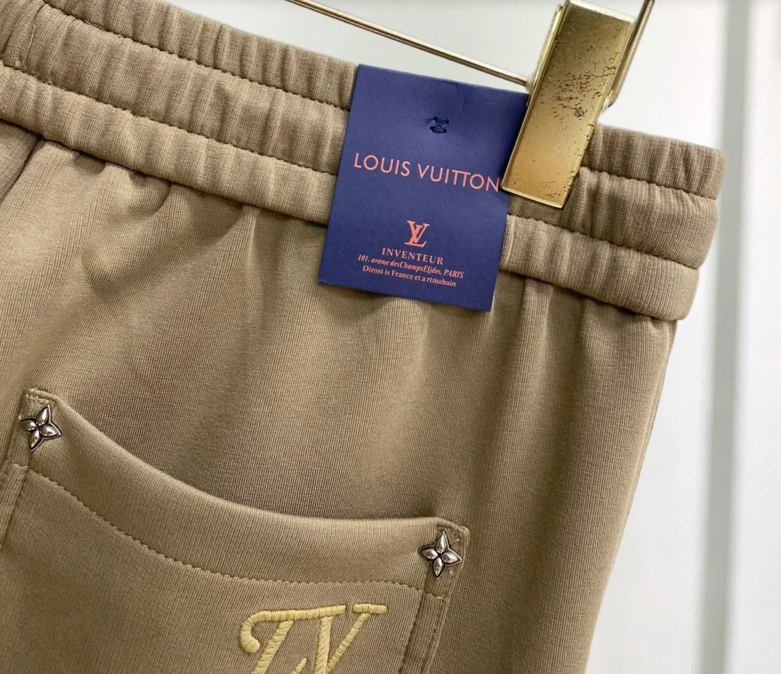 Men's Trousers LOUIS VUITTON 17973704