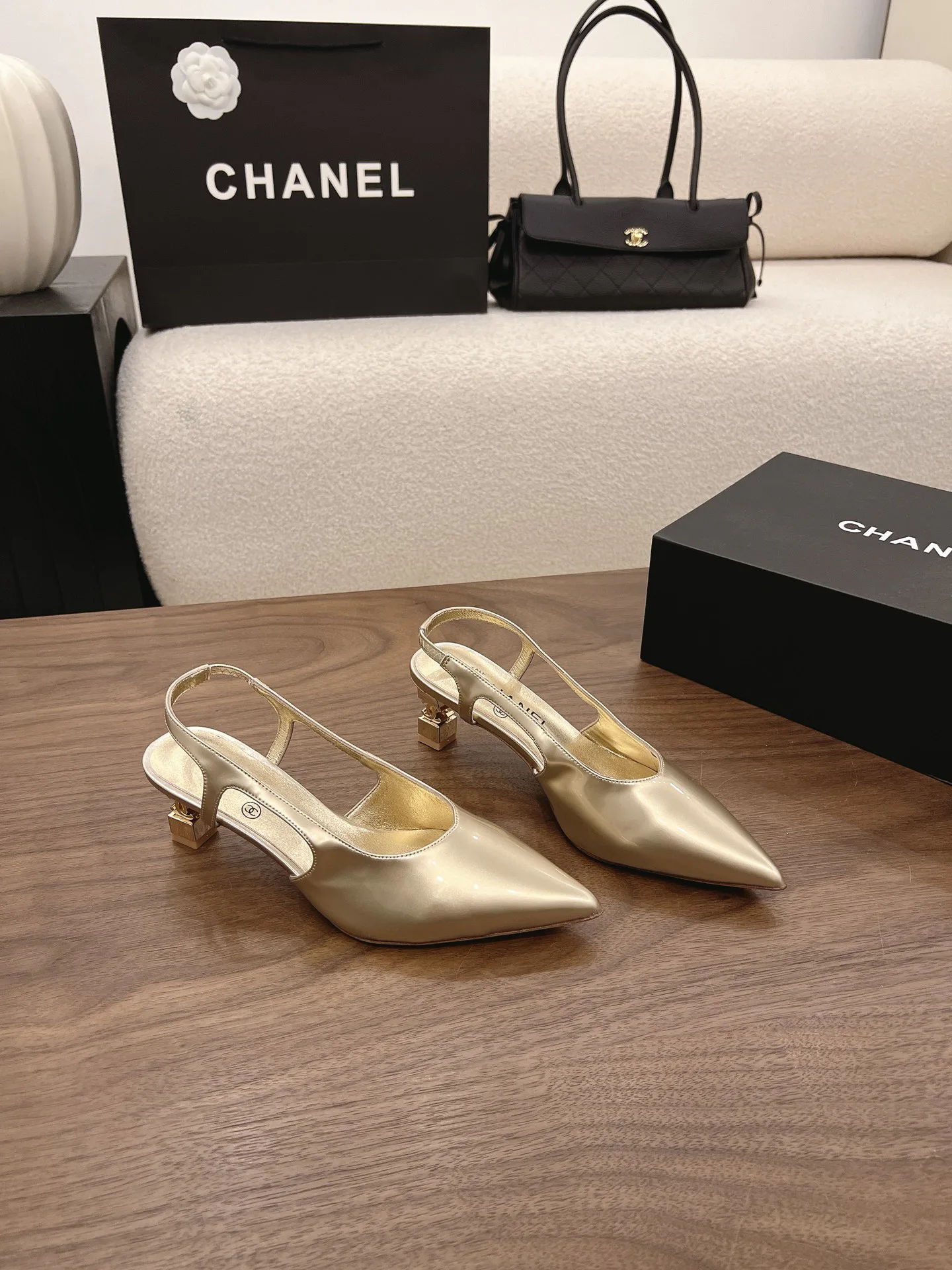 Women's Heels CHANEL 16931475