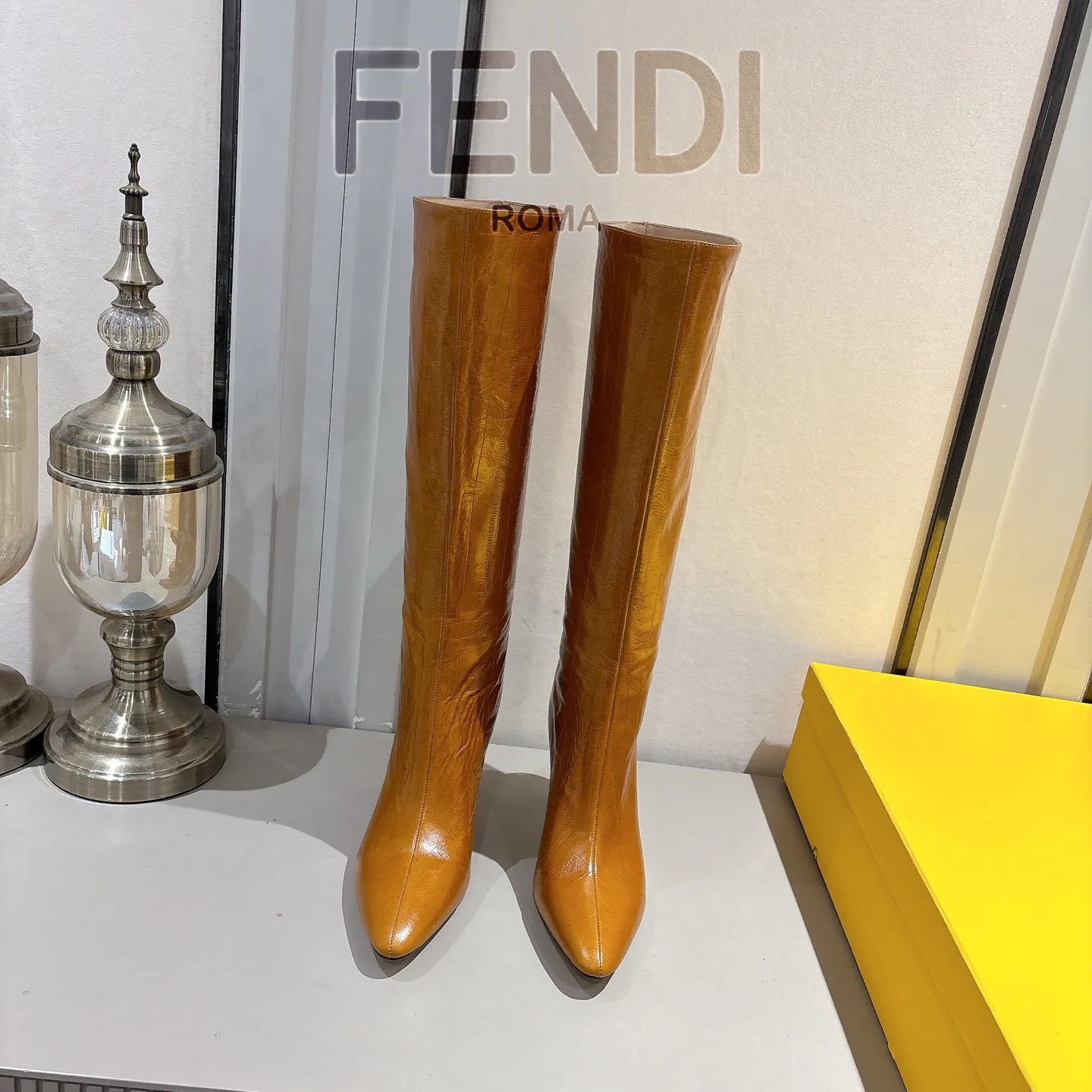 Women's Boots FENDI 18247877