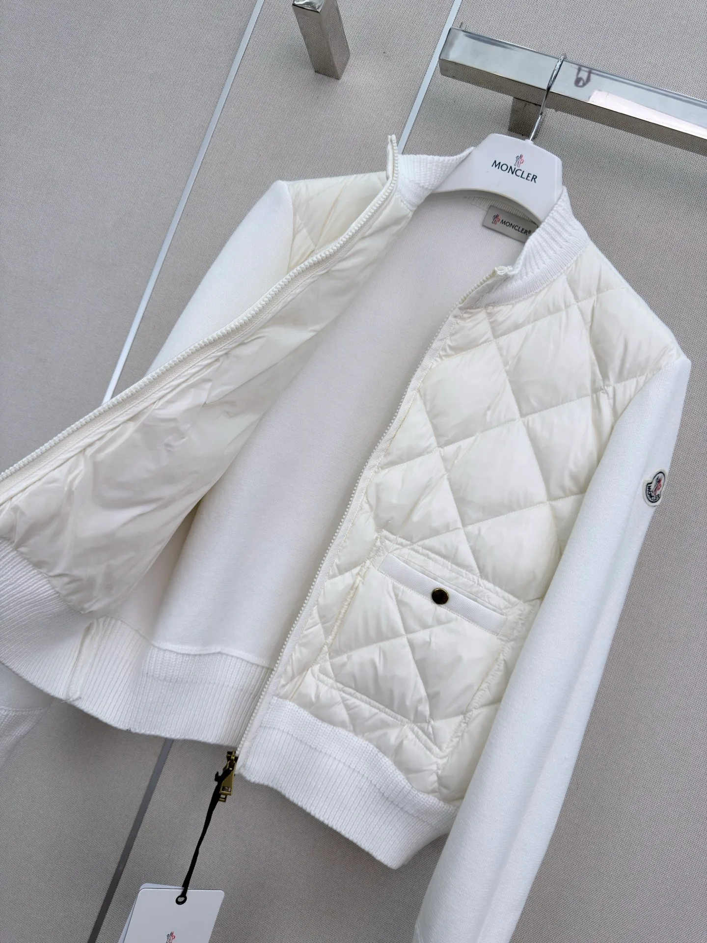 Women's Jackets And Down Jackets MONCLER 17921885
