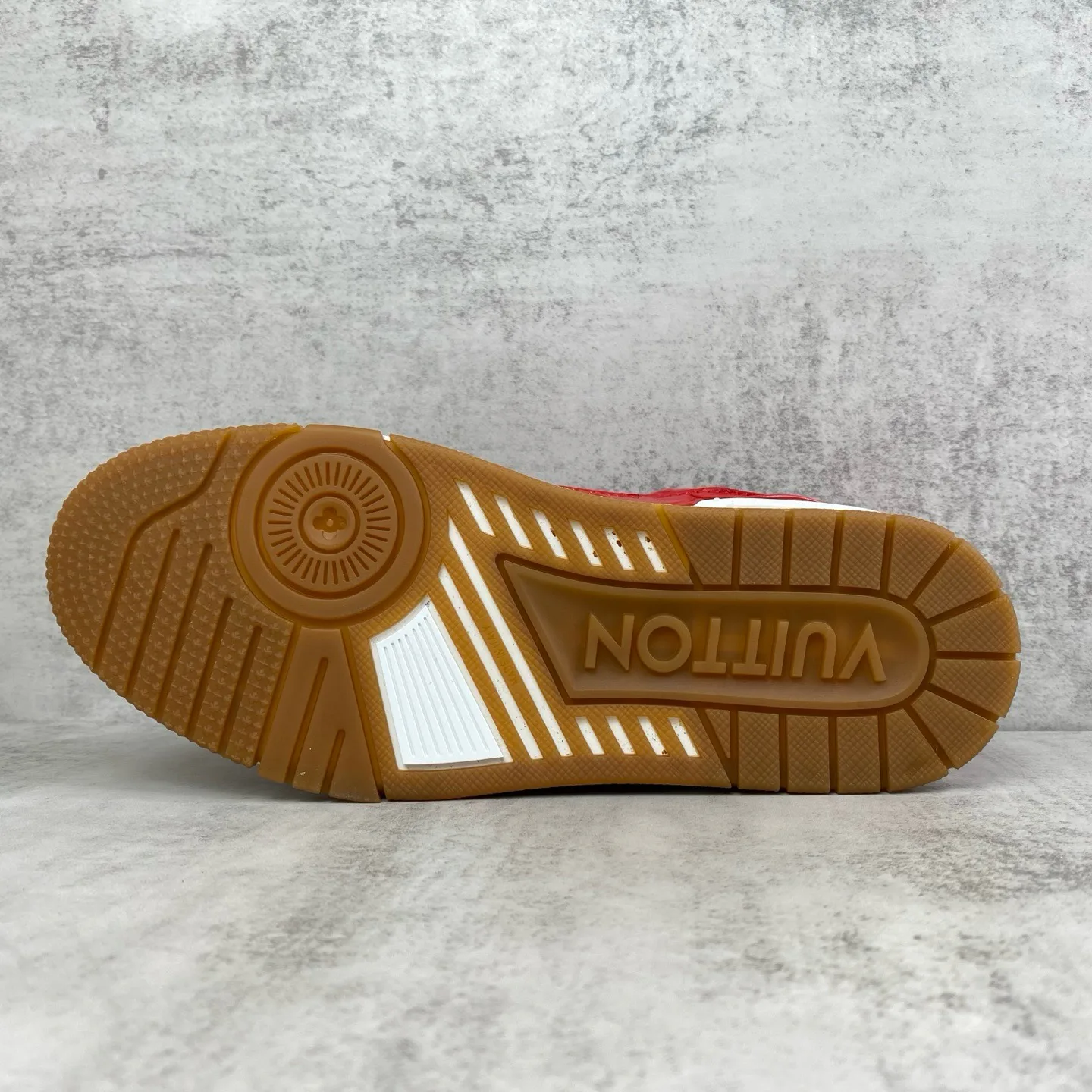 Women's Sneakers LOUIS VUITTON 17961754