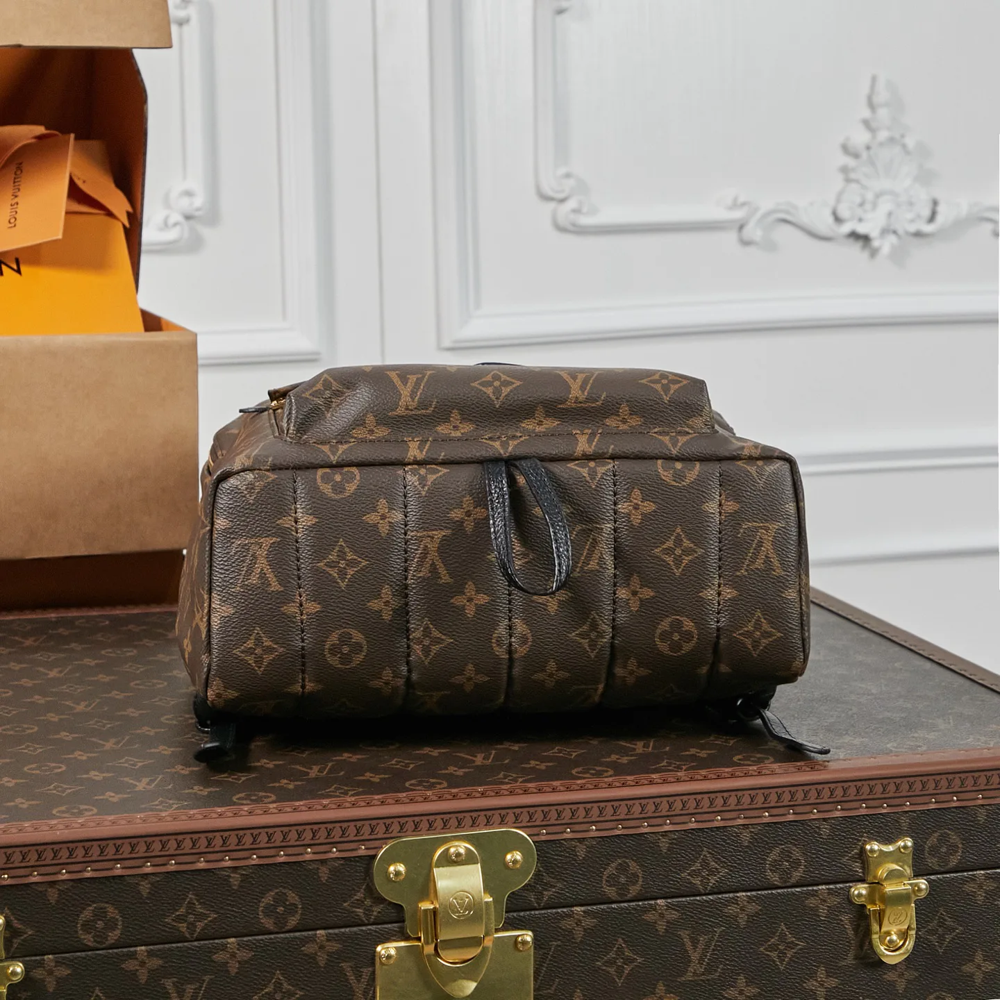 Women's Backpacks LOUIS VUITTON 18148139