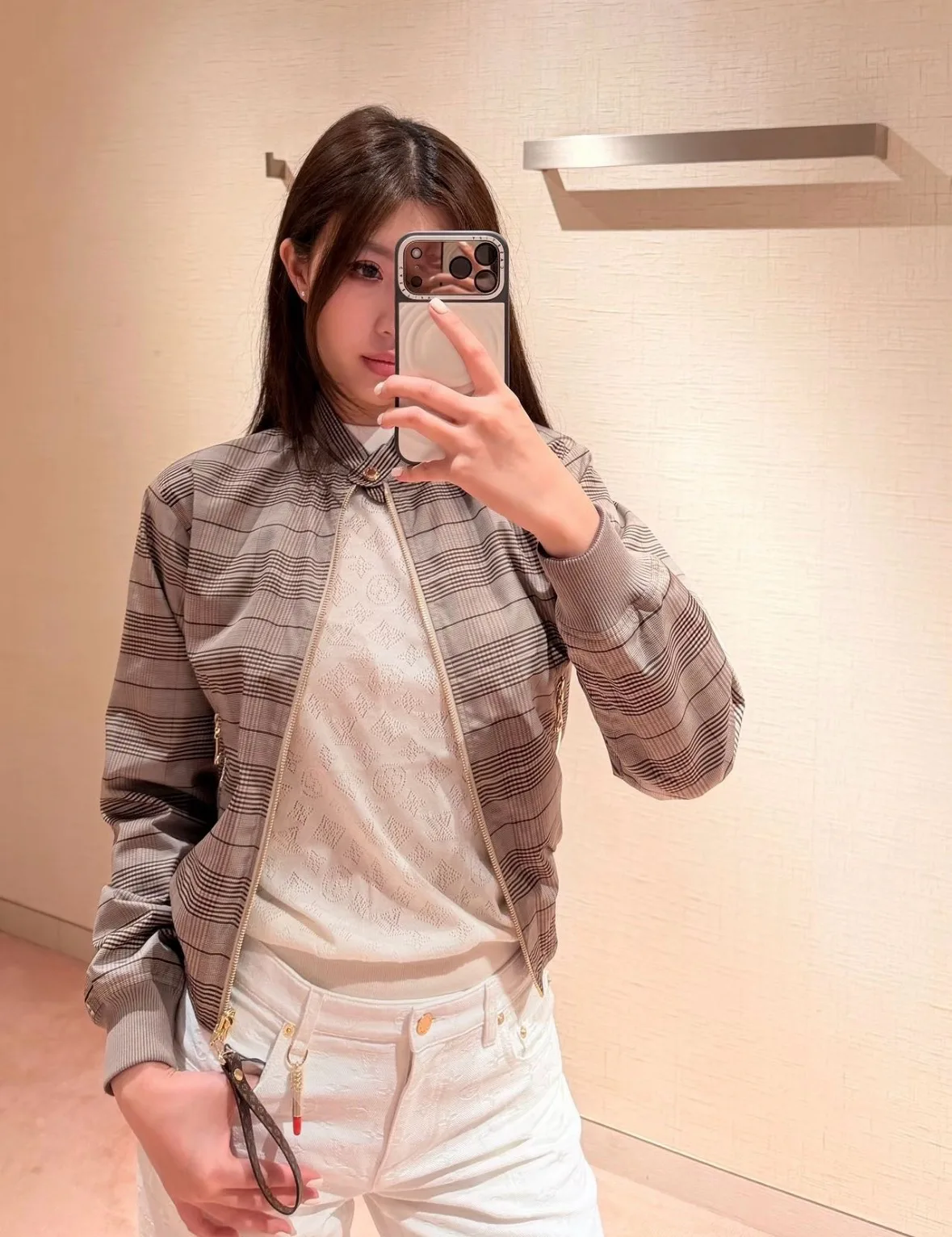 Women's Jackets And Down Jackets LOUIS VUITTON 17818654