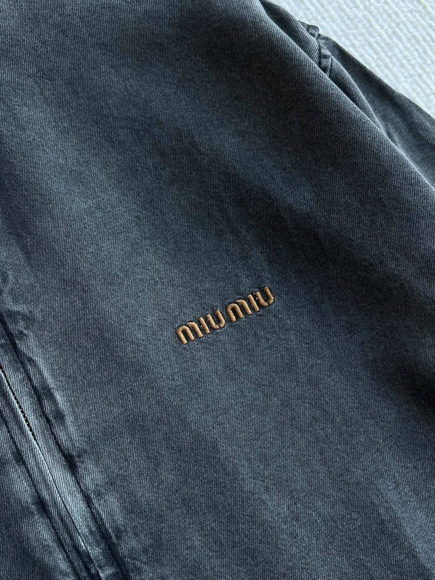 Women's Jackets And Down Jackets MIU MIU 18046823
